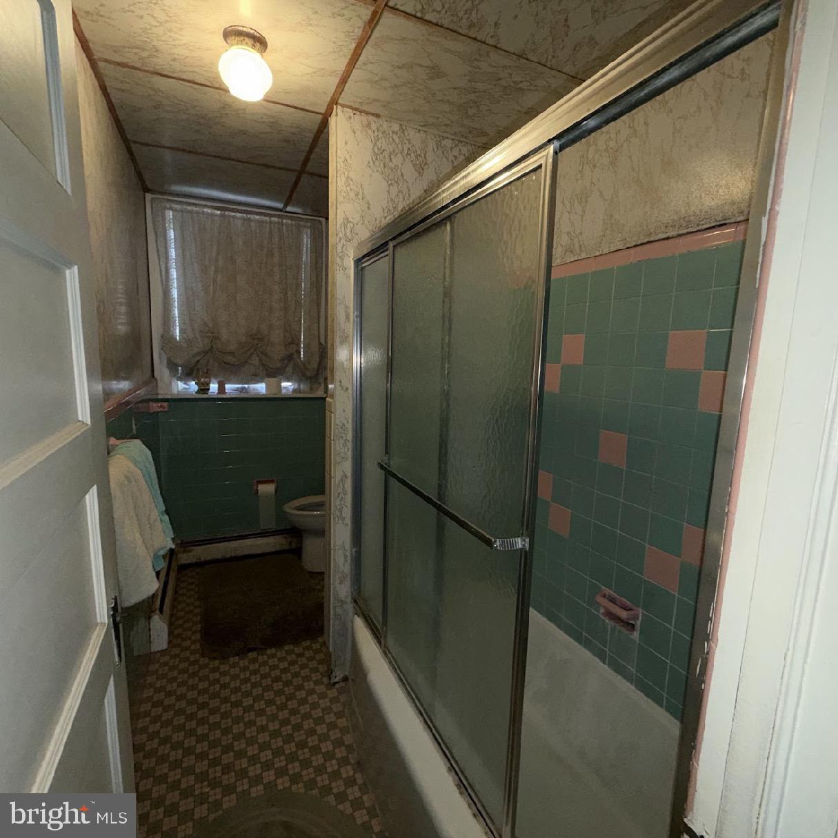 PHILADELPHIA (NORTHWEST) - Residential