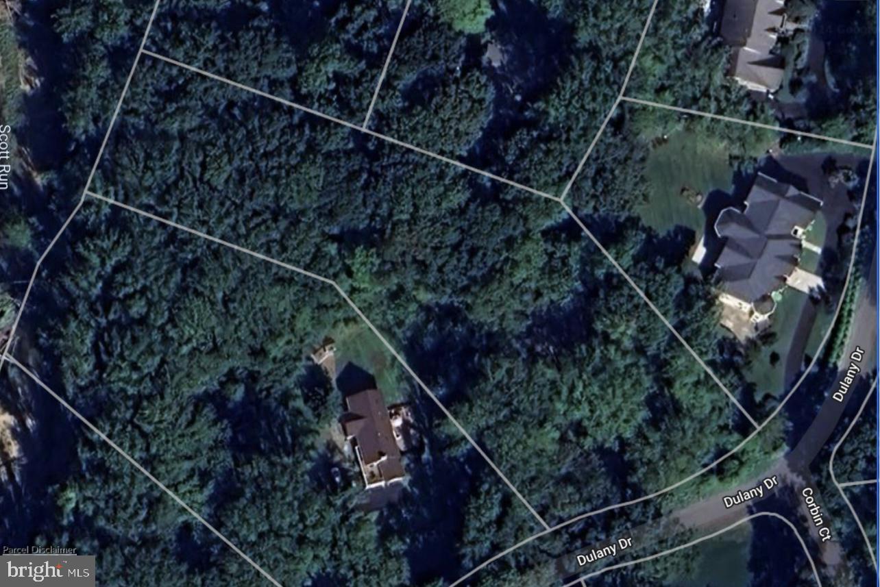 ELMWOOD ESTATES - Land