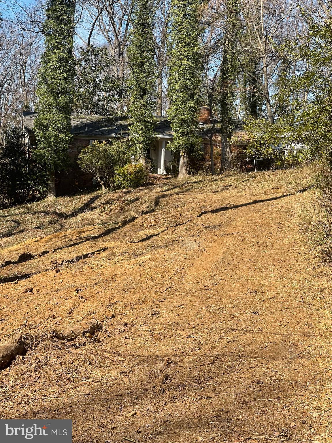 ELMWOOD ESTATES - Land