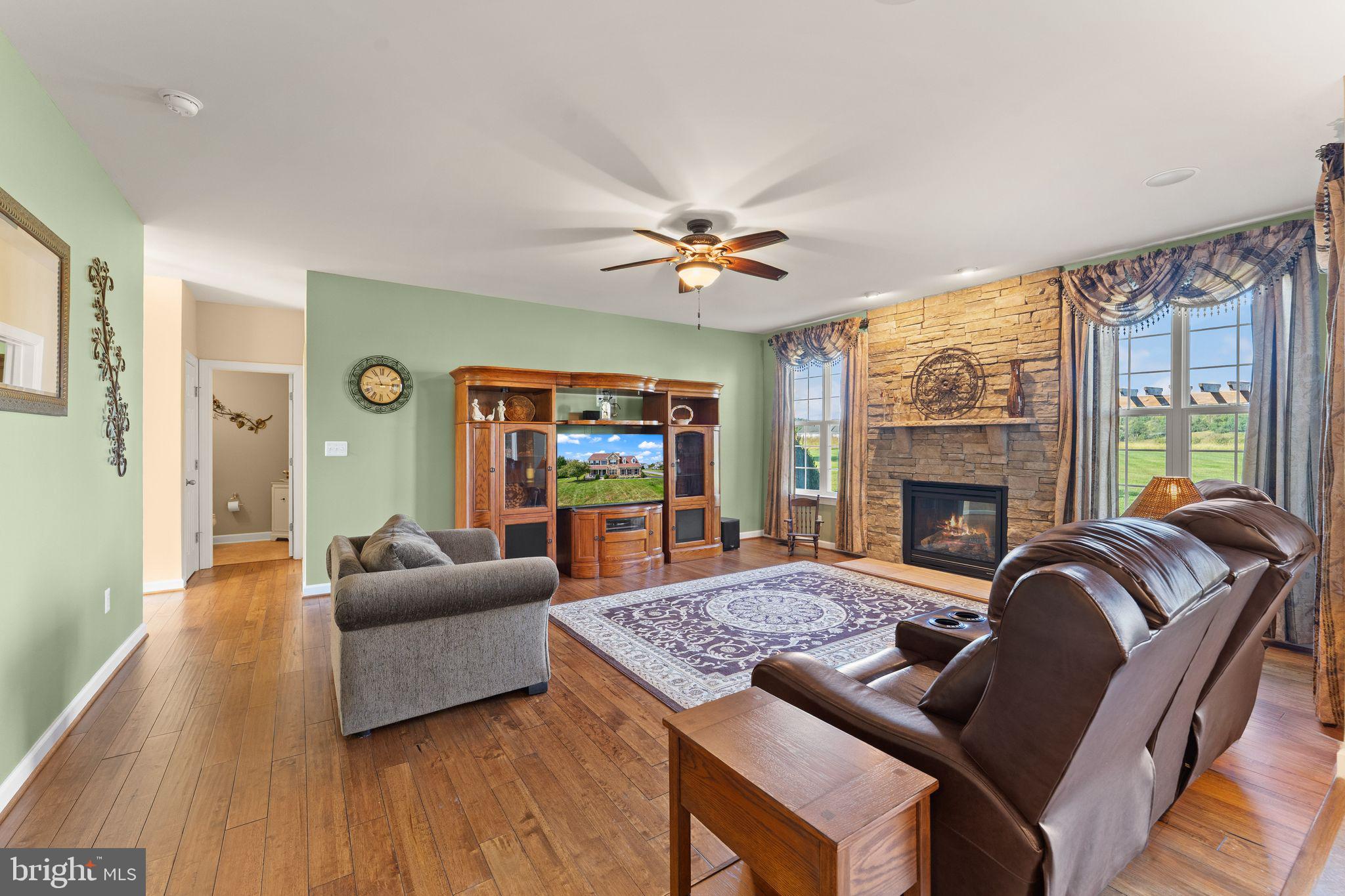 WOODMAR FARM HAMLET - Residential