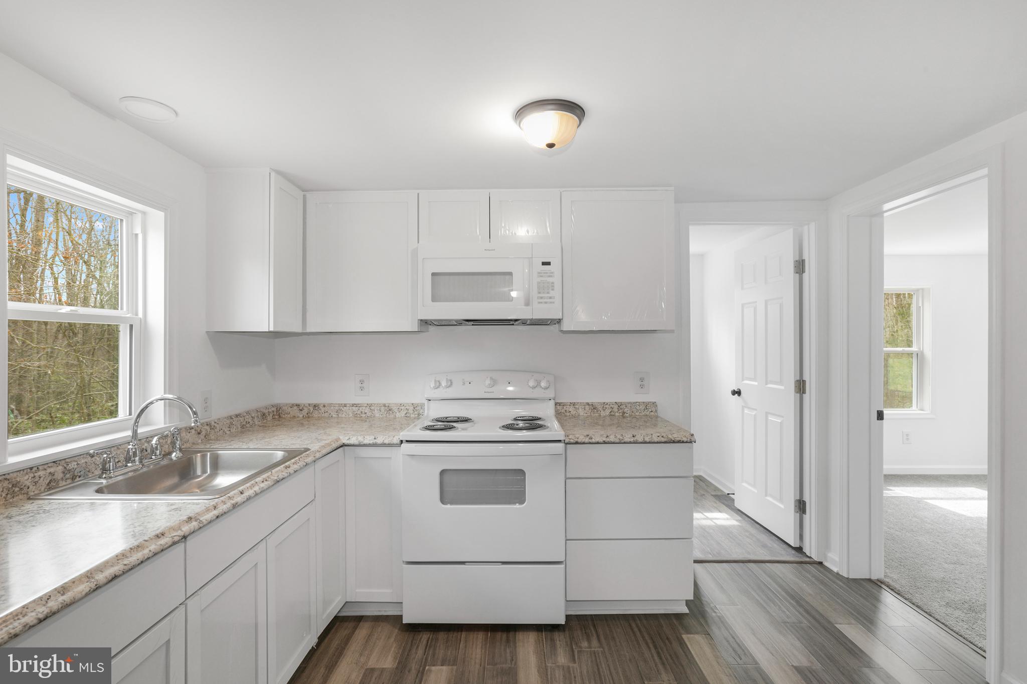 BERKELEY OAKS - Residential