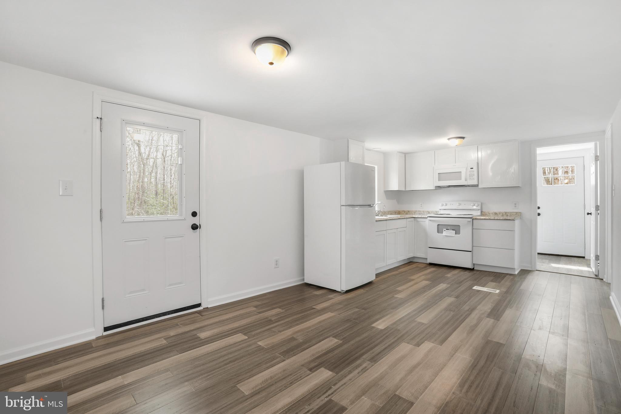 BERKELEY OAKS - Residential