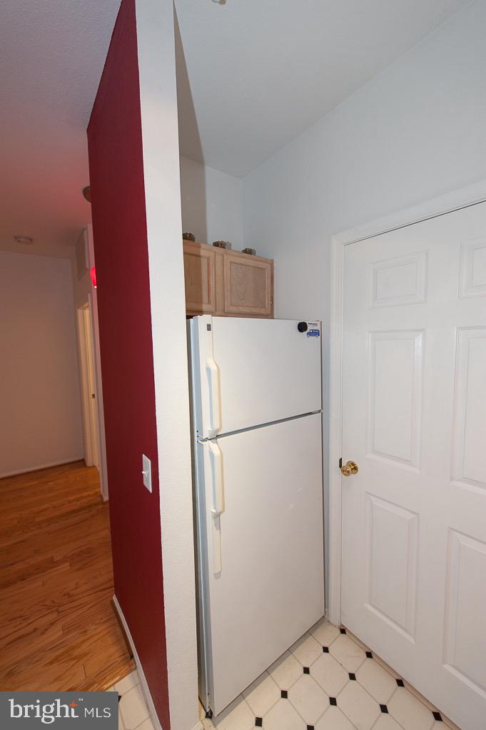 GATES OF MCLEAN - Residential Lease