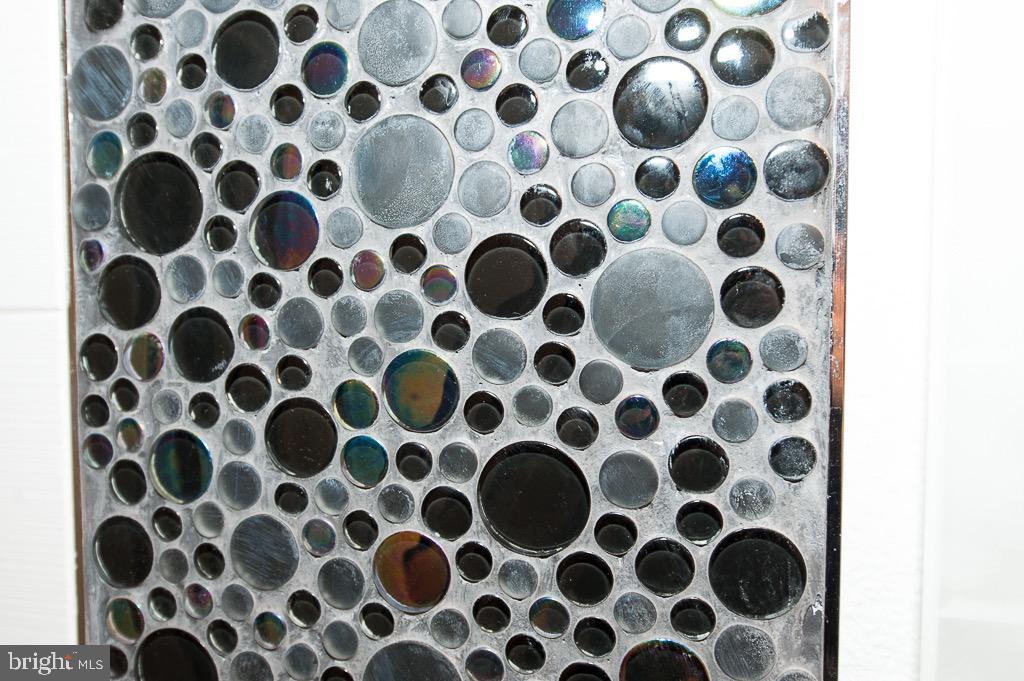 GATES OF MCLEAN - Residential Lease