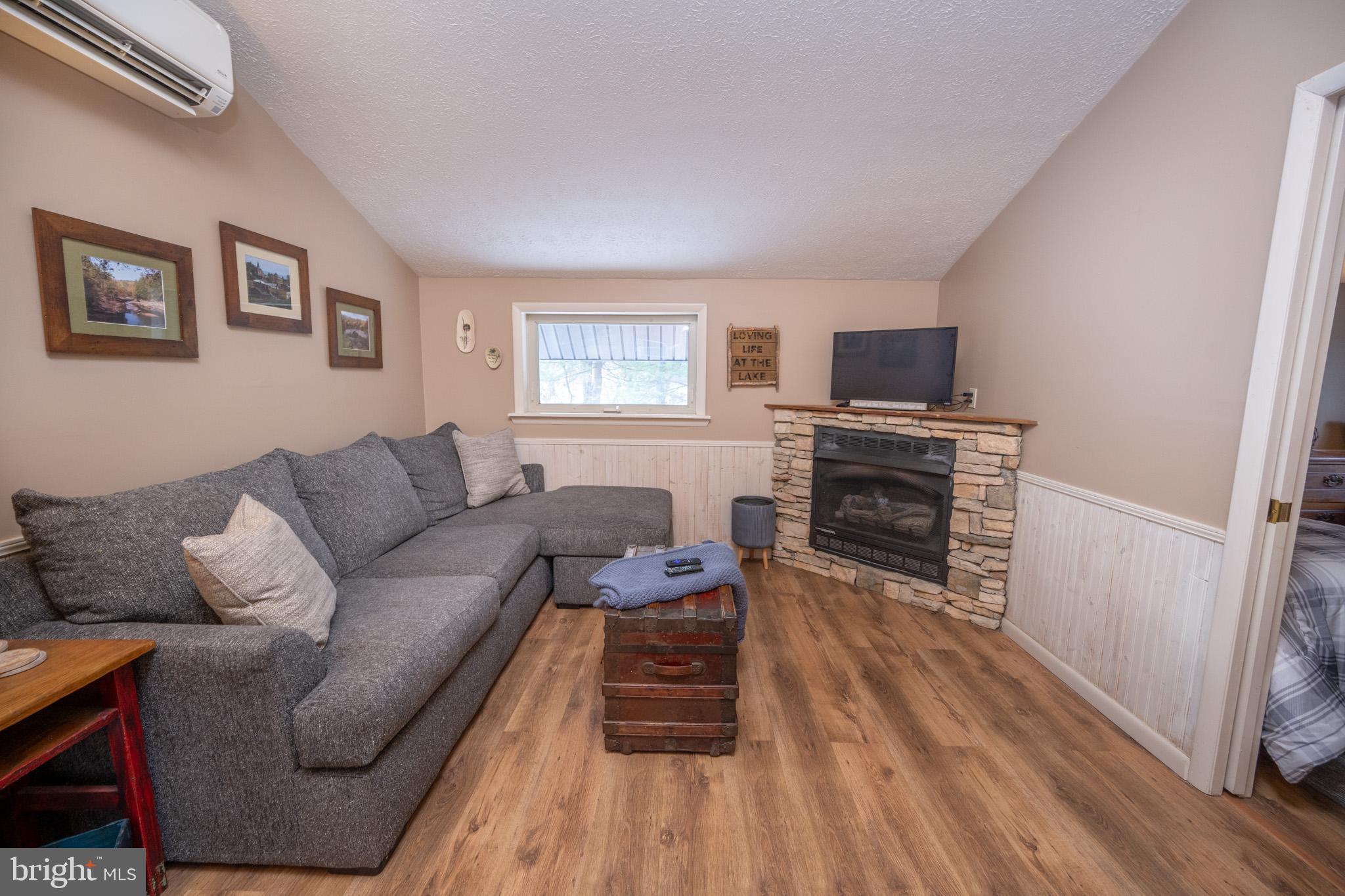 GRAVELLY RUN - Residential