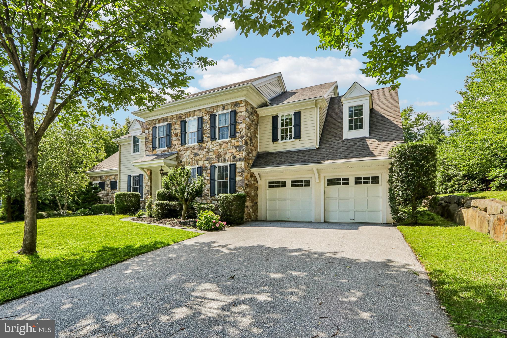 100 BRAEBANK LANE