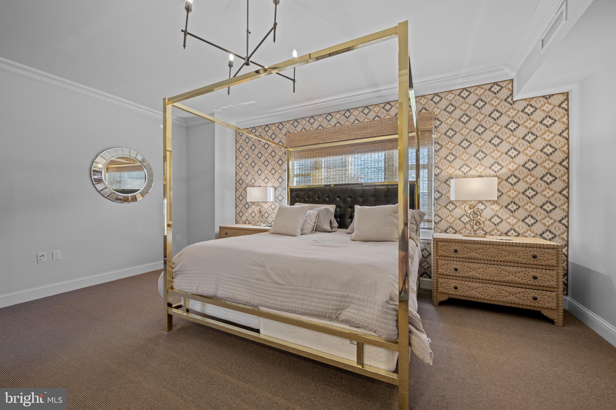 THE RITZ-CARLTON RESIDENCES - Residential