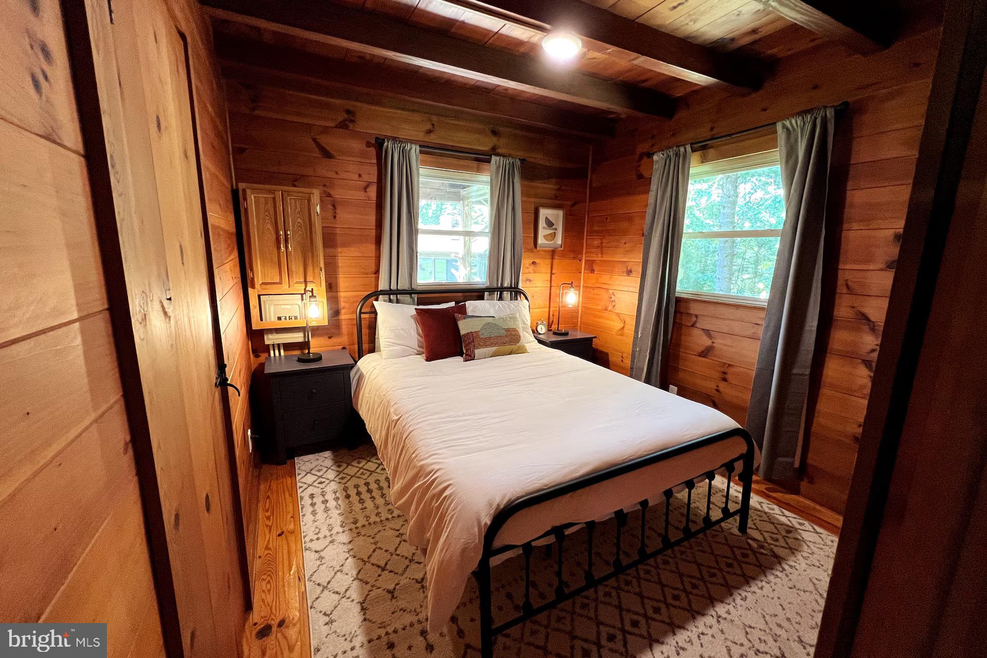 SHAWNEELAND - Residential