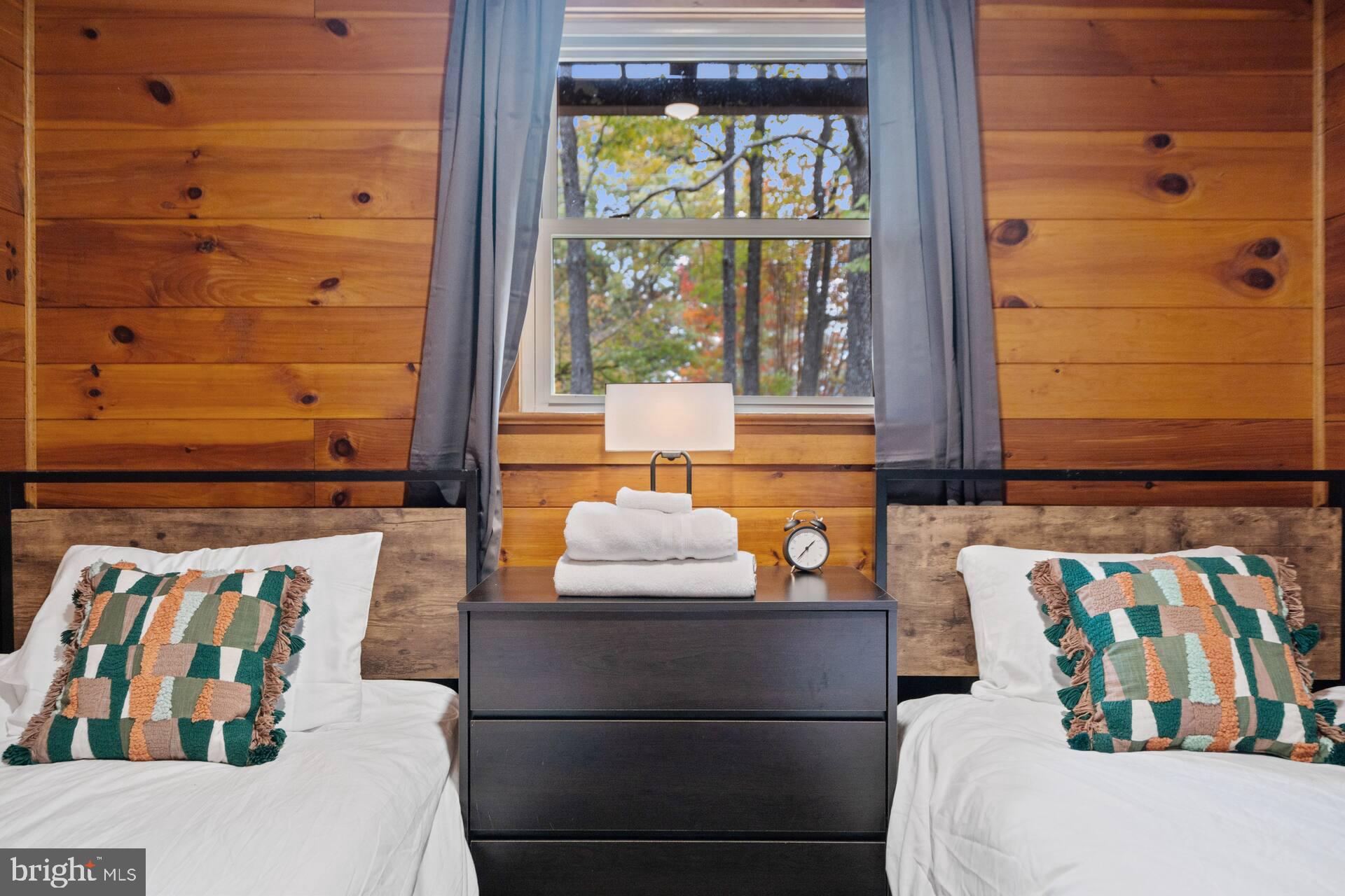 SHAWNEELAND - Residential