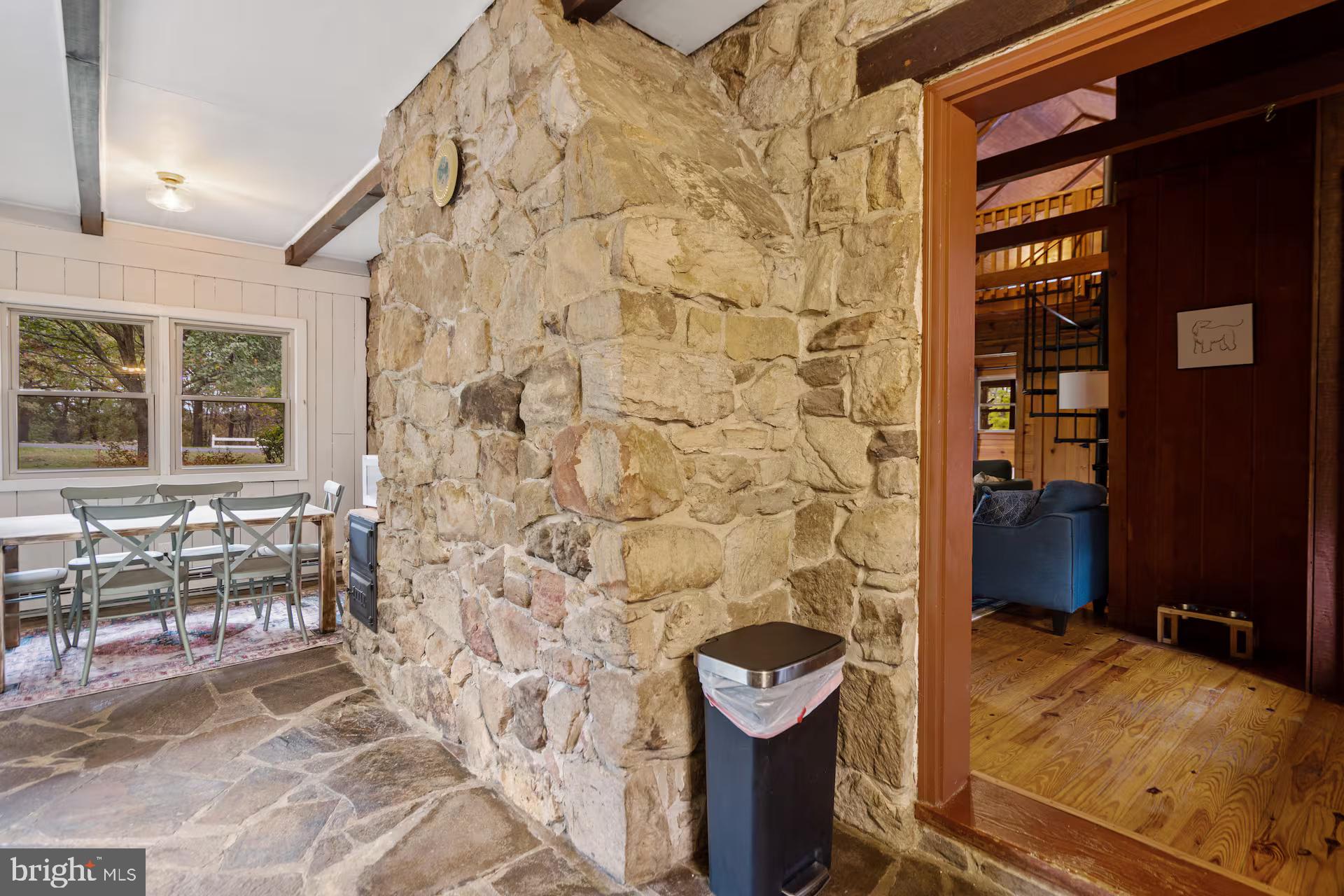 SHAWNEELAND - Residential