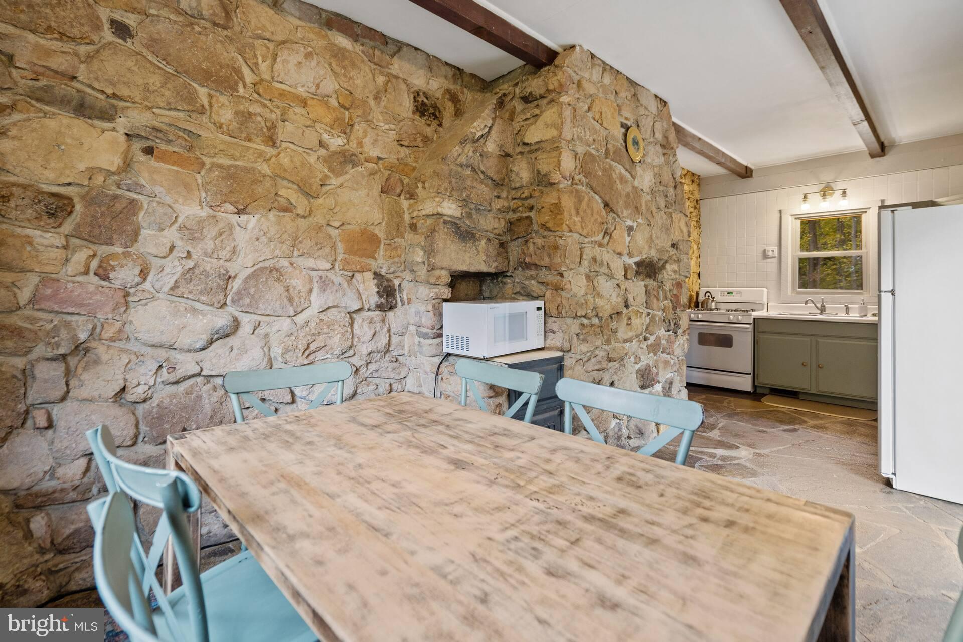 SHAWNEELAND - Residential