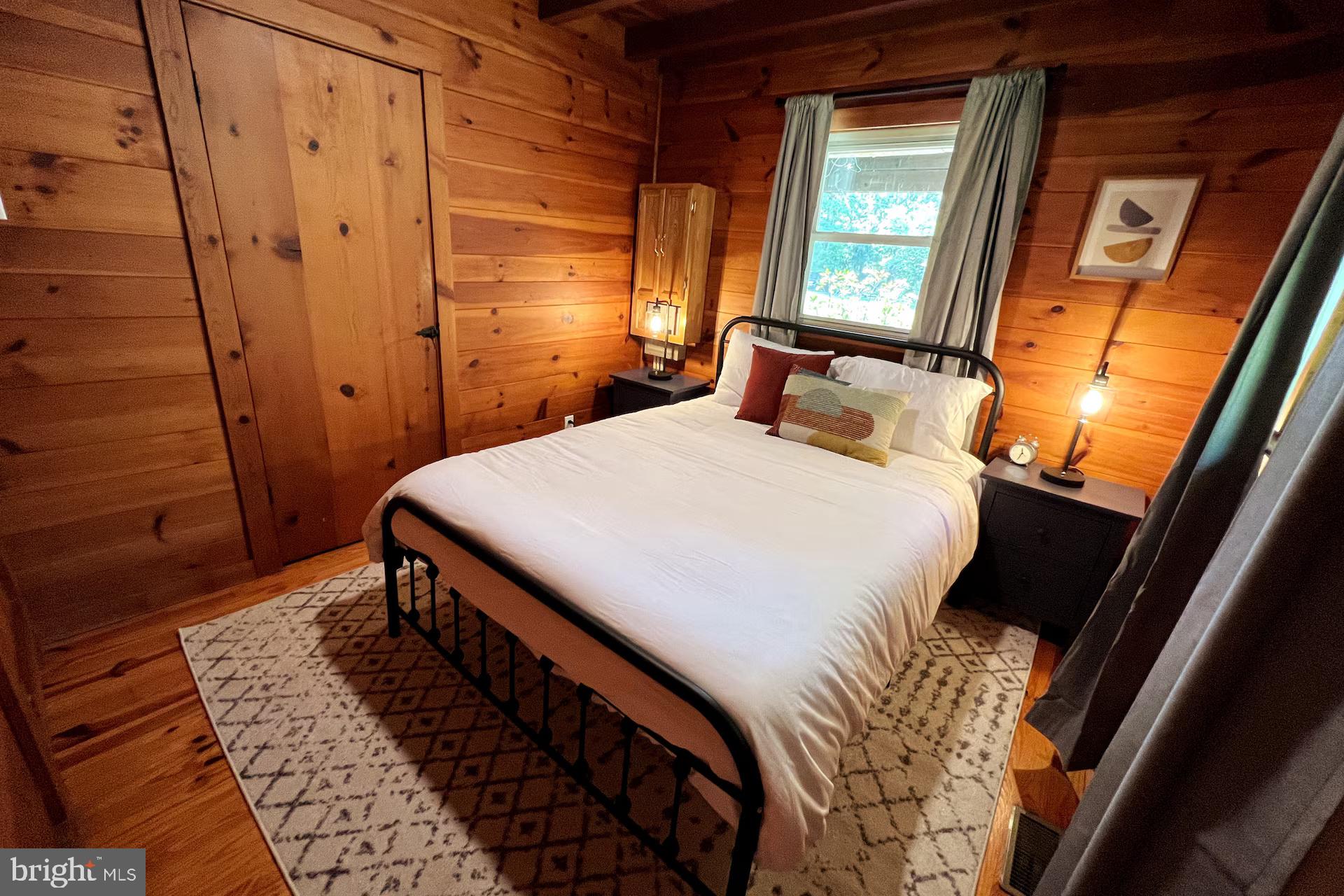 SHAWNEELAND - Residential