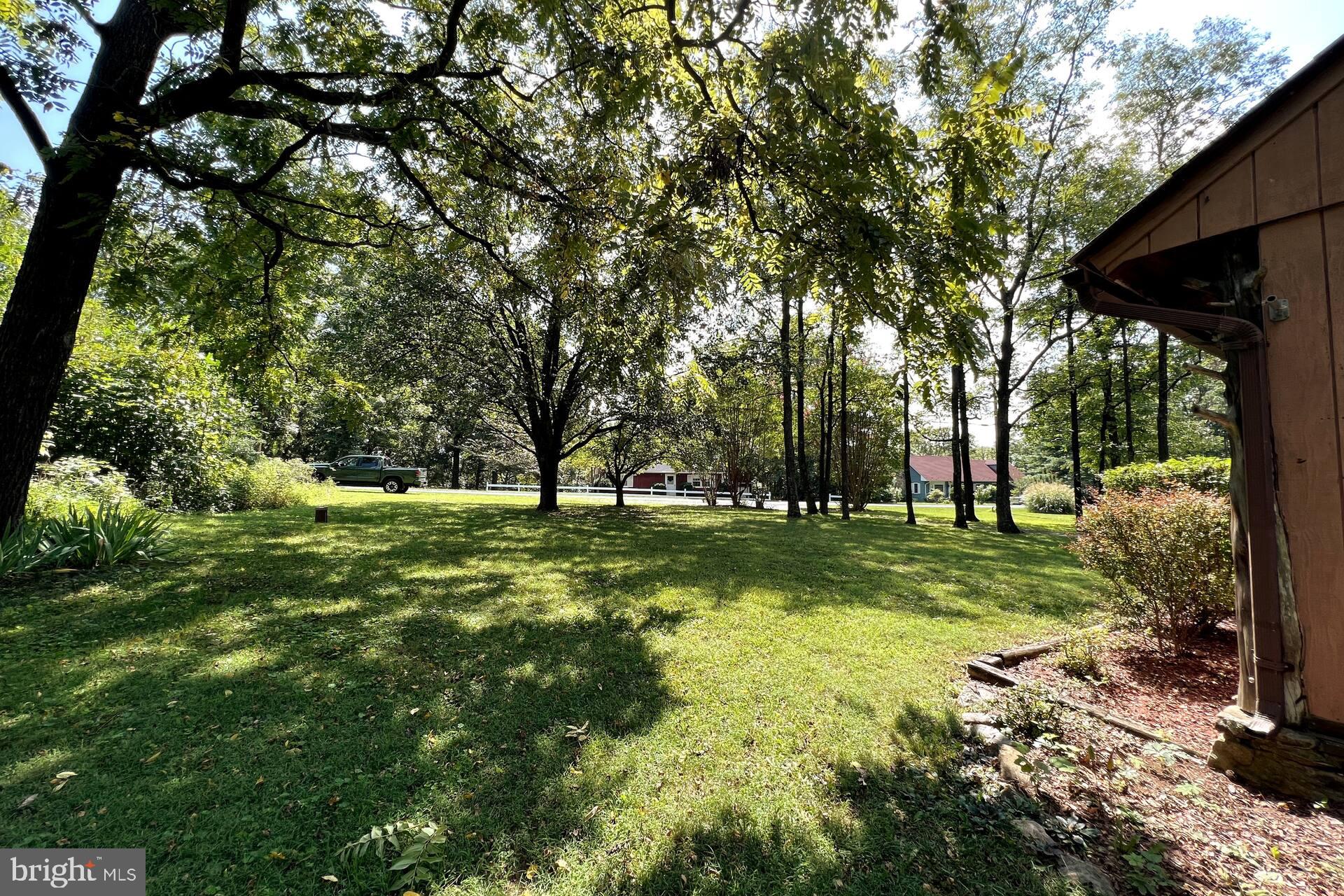 SHAWNEELAND - Residential