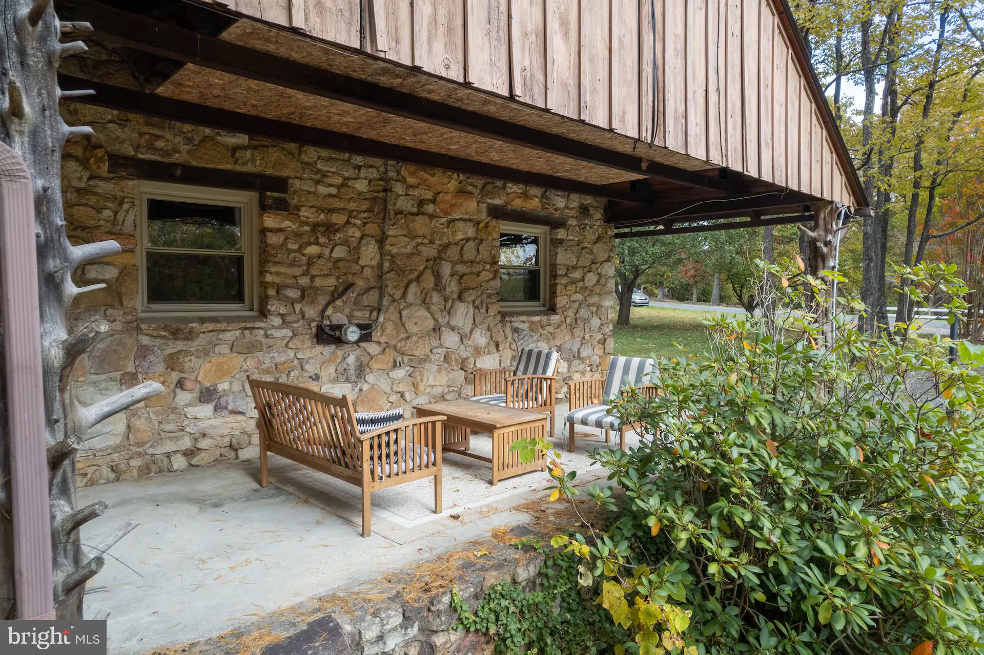 SHAWNEELAND - Residential