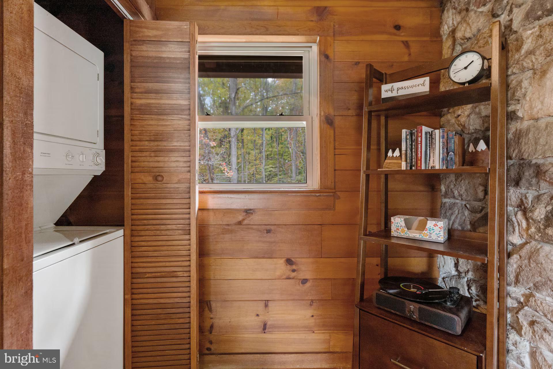 SHAWNEELAND - Residential