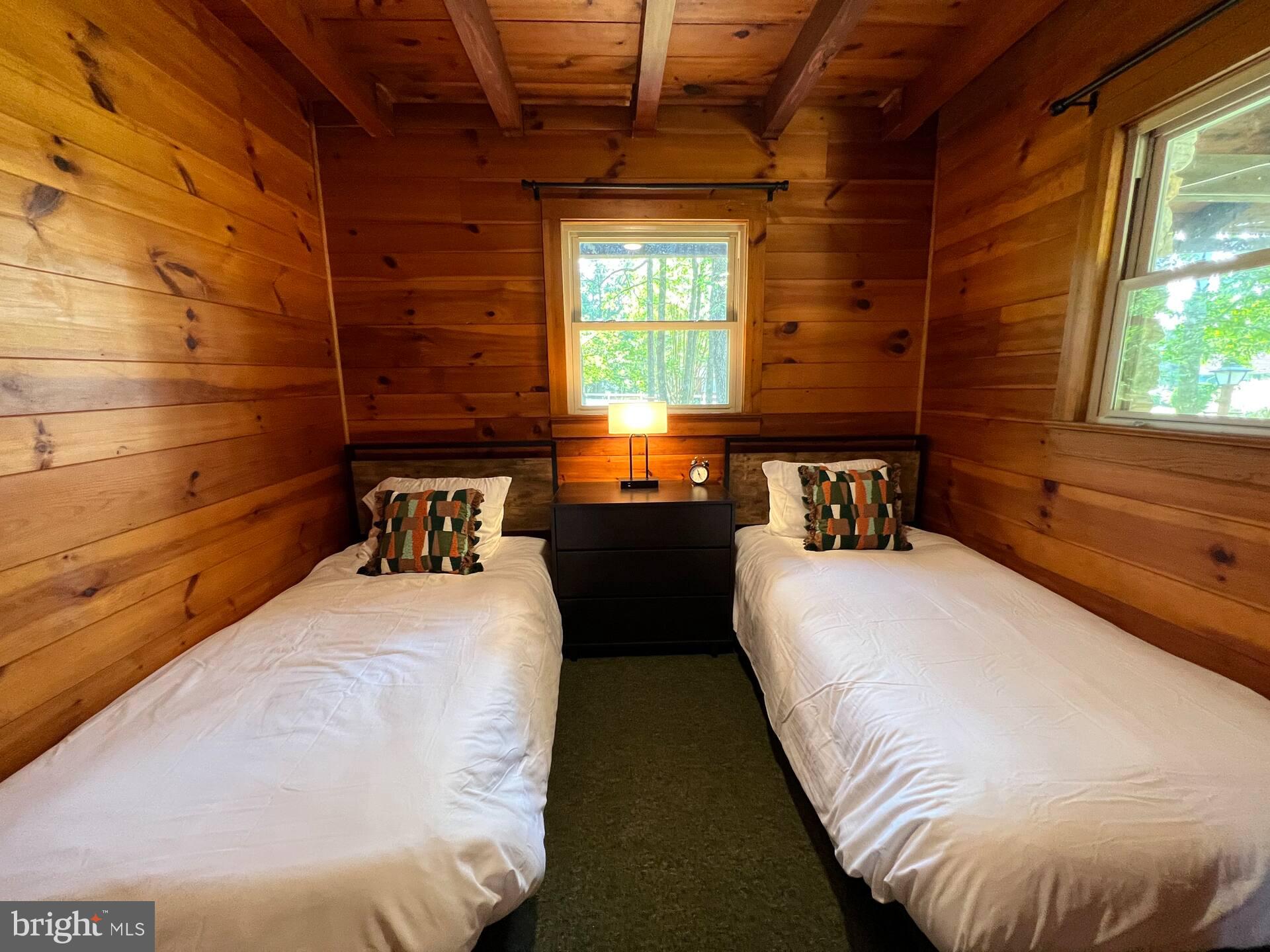 SHAWNEELAND - Residential