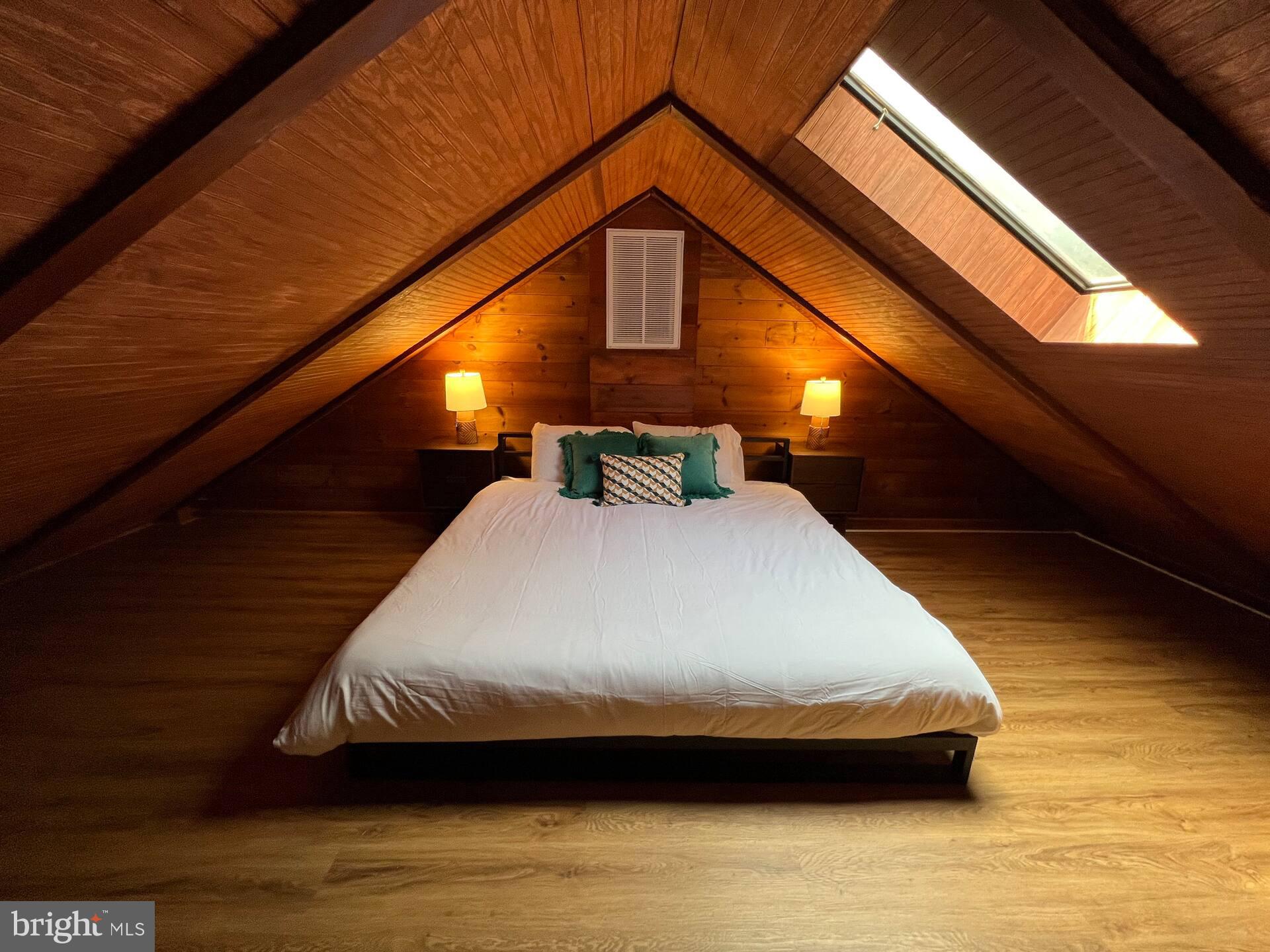 SHAWNEELAND - Residential