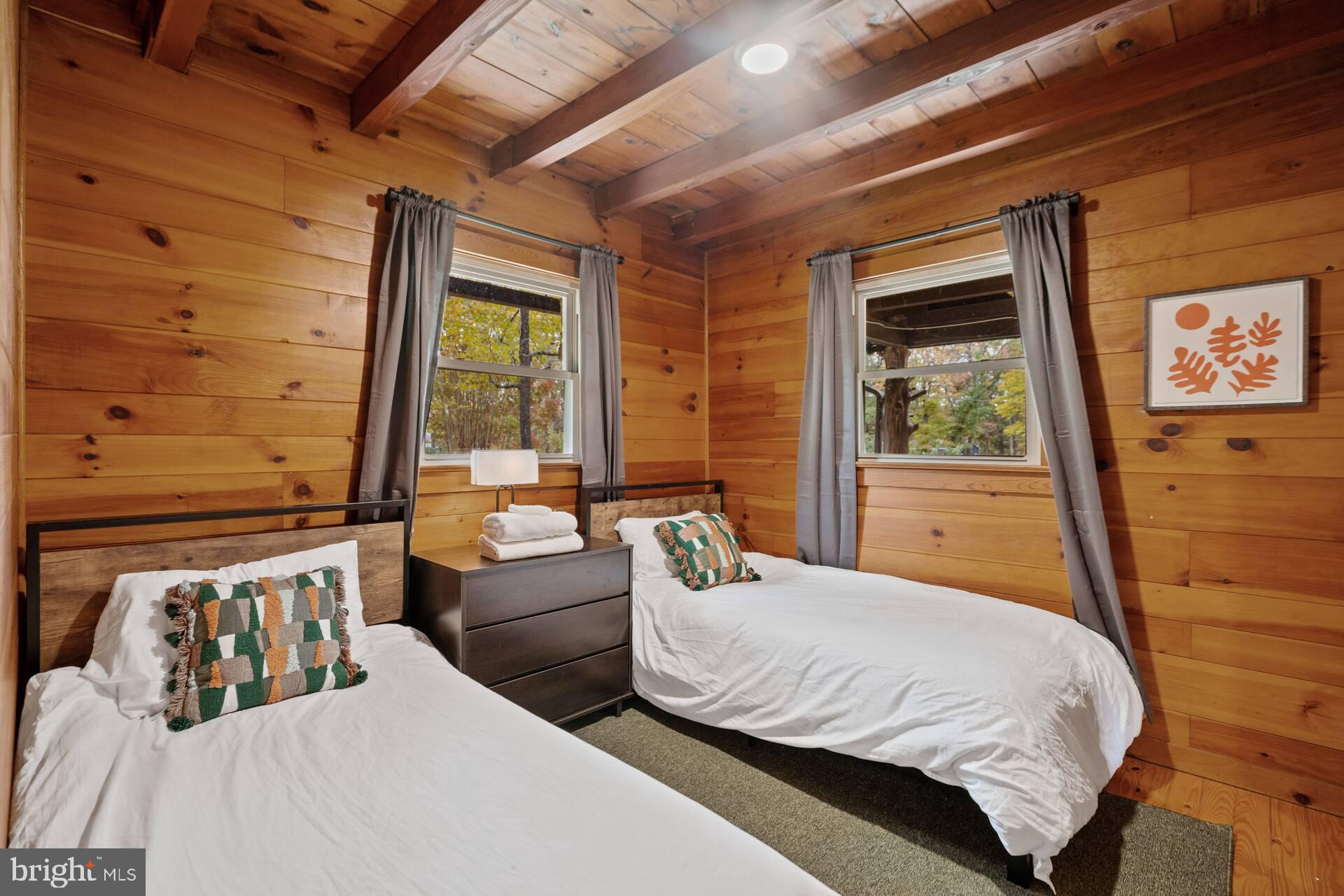 SHAWNEELAND - Residential