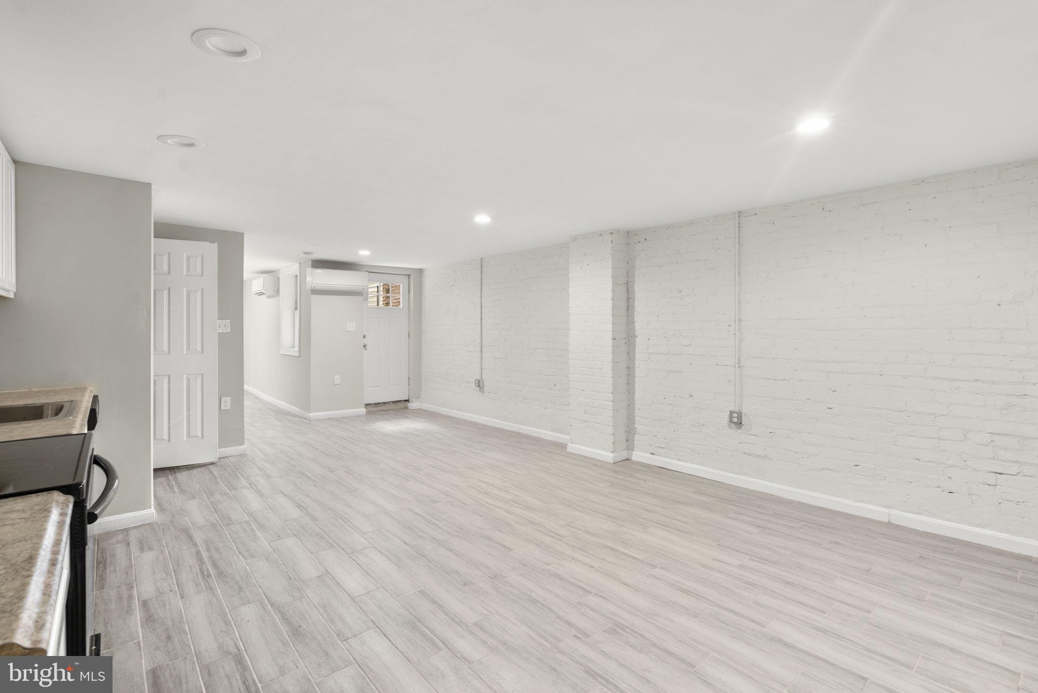COLUMBIA HEIGHTS - Residential Income