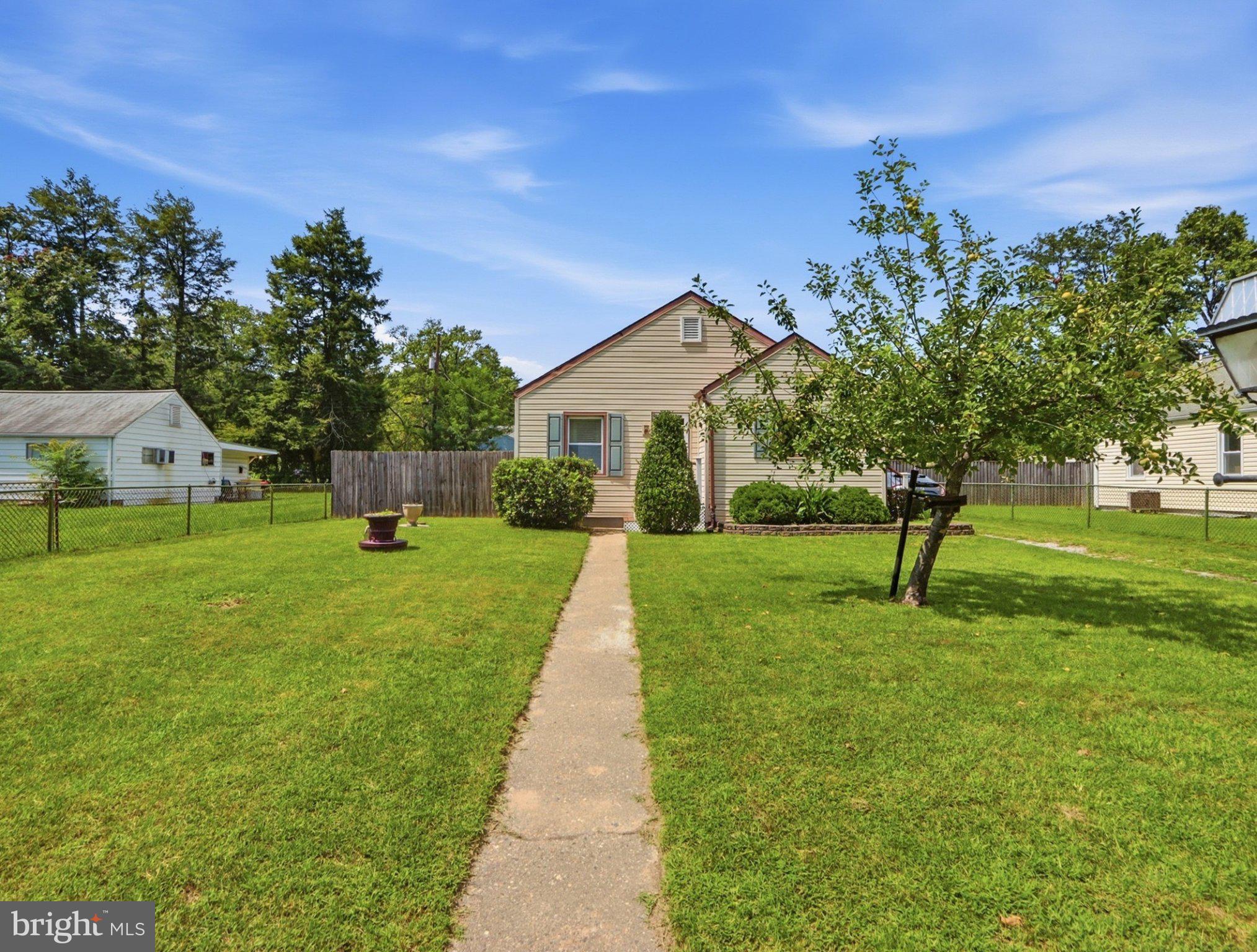 8176 LEA ROAD