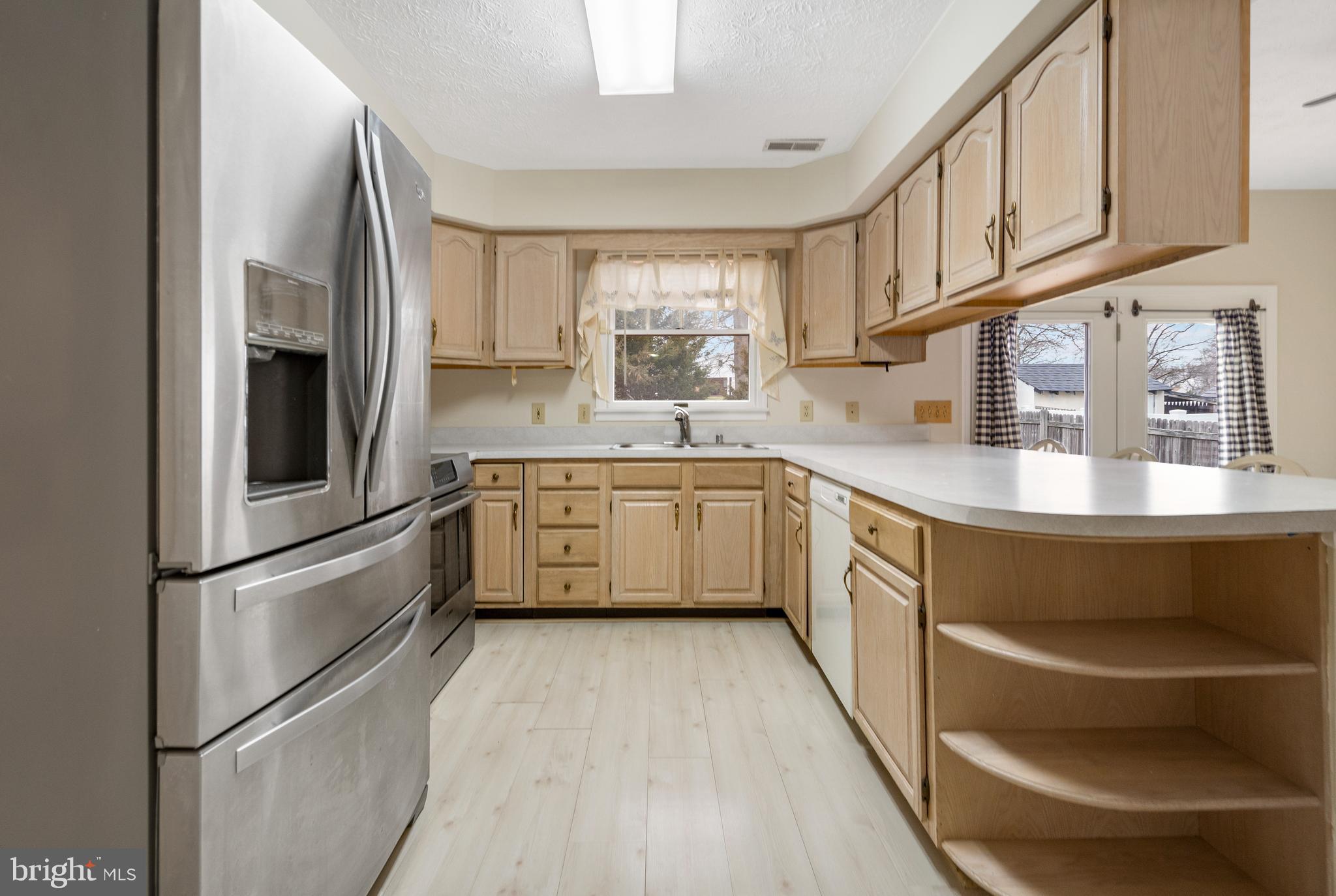 HIGH POINT - Residential