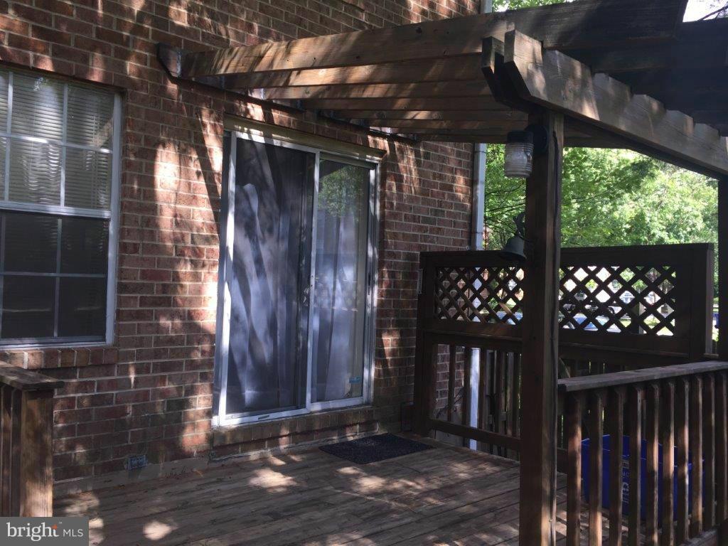 VILLAGE OF LONG REACH - Residential