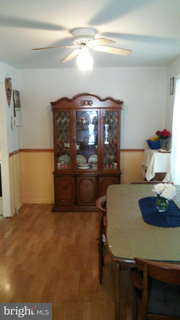 VILLAGE OF LONG REACH - Residential