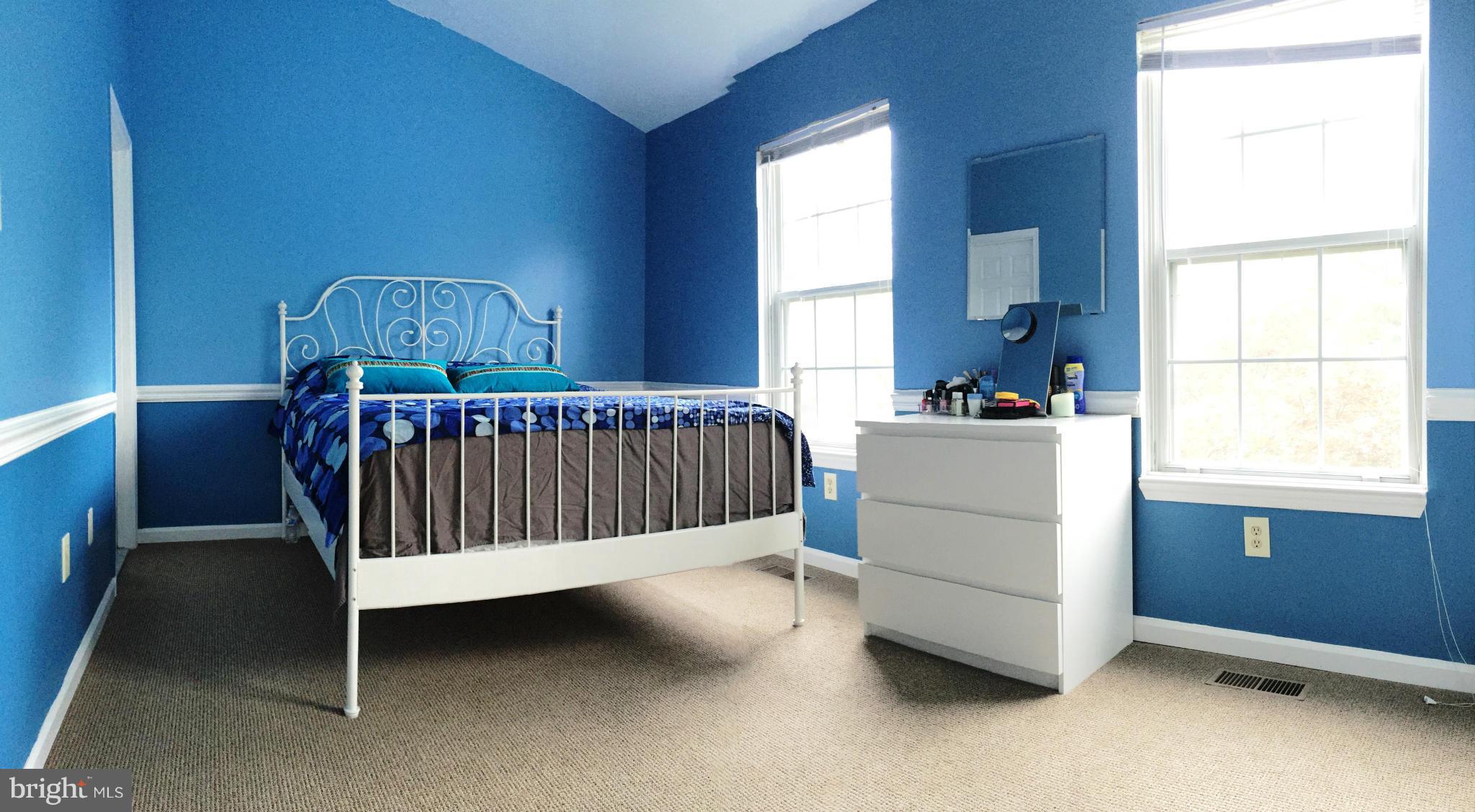 SILVER SPRING CNTRY CLUB - Residential