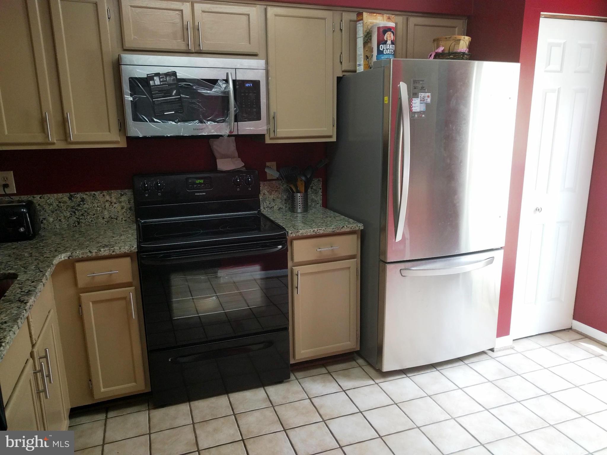 SILVER SPRING CNTRY CLUB - Residential