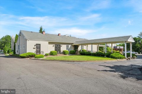 1584 PARKSIDE AVENUE EWING NJ 08638