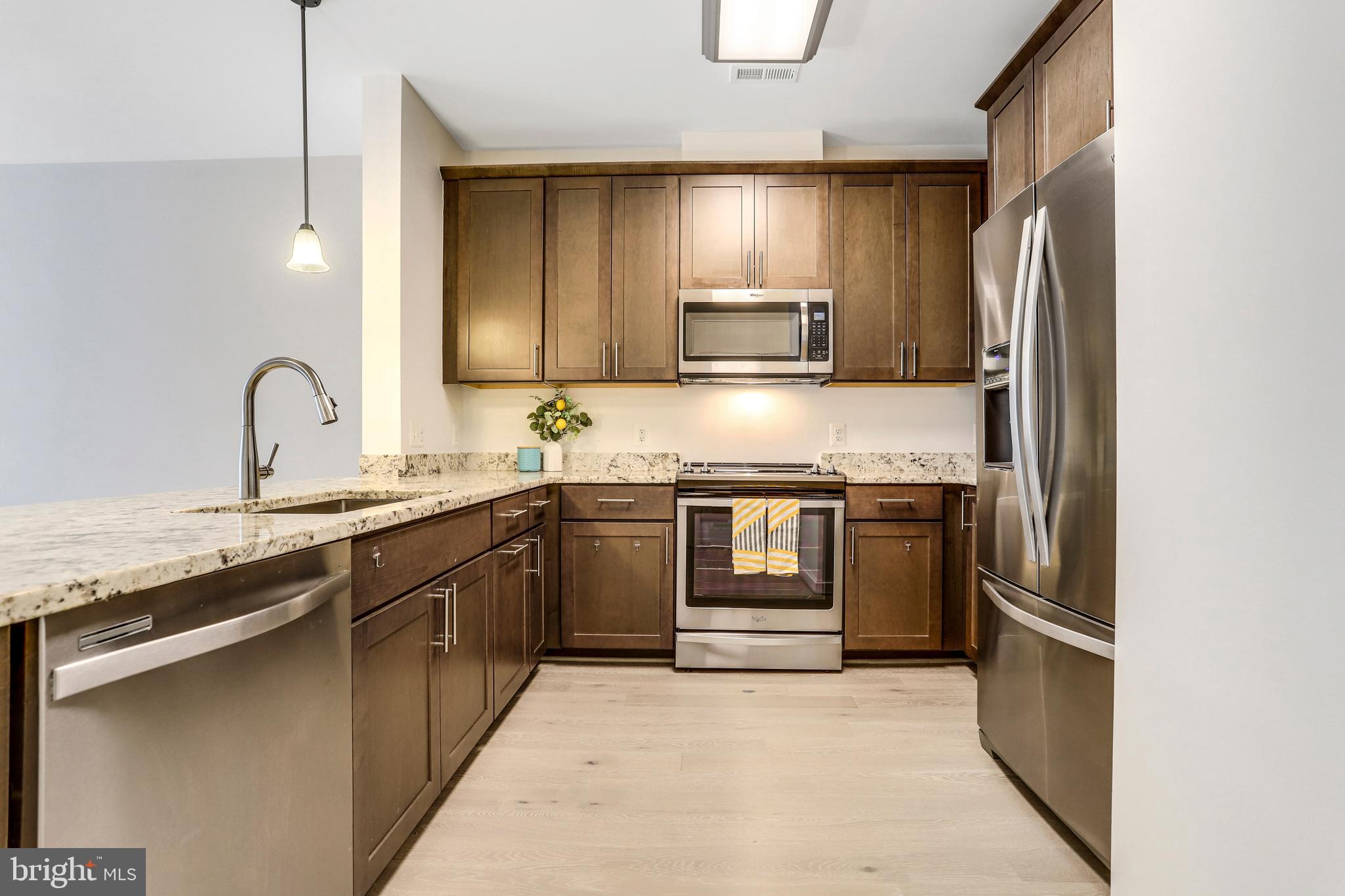 THE ENCLAVE - Residential