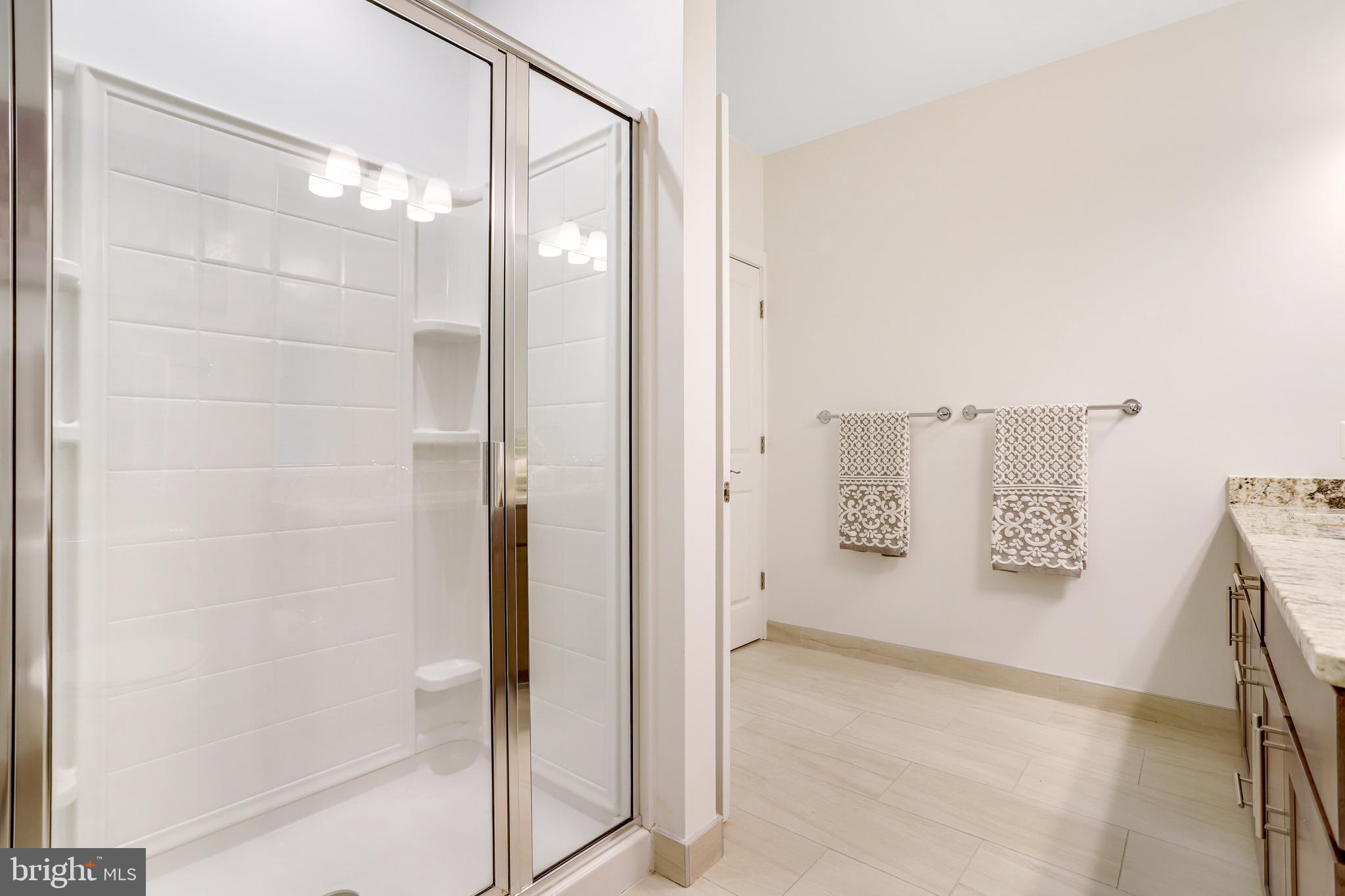 THE ENCLAVE - Residential