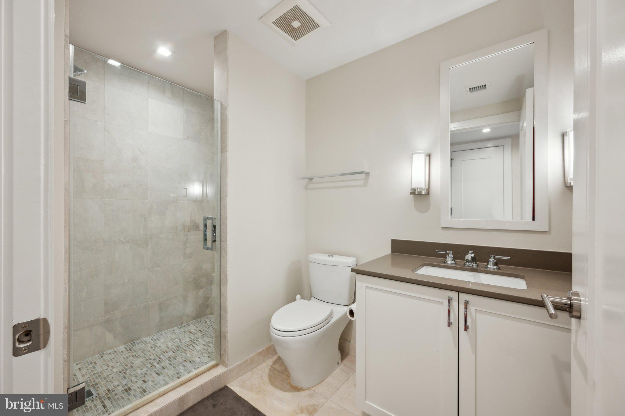 THE LAUREN - Residential