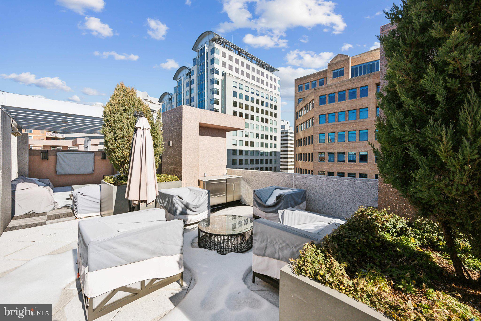 THE LAUREN - Residential