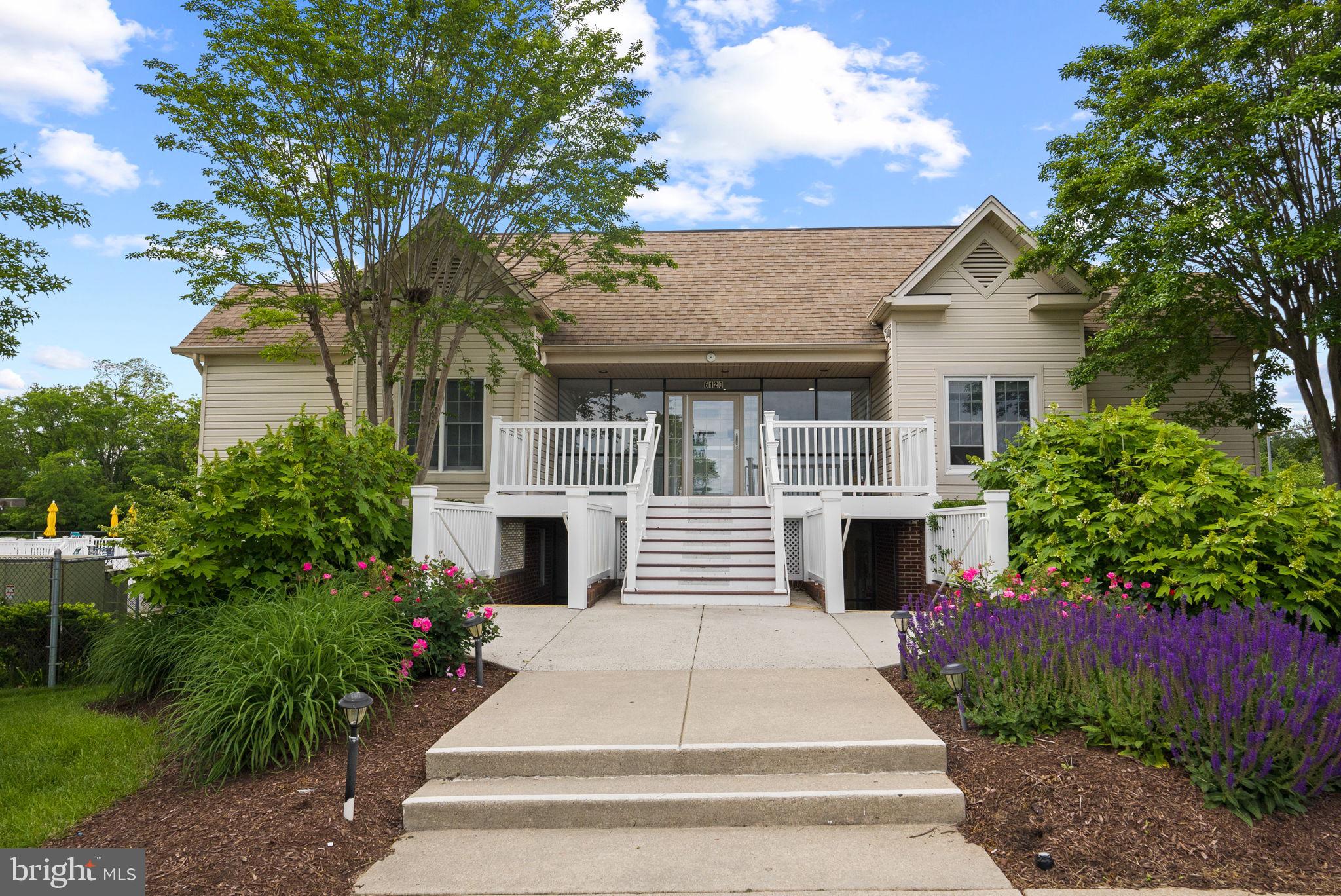 MANCHESTER LAKES - Residential