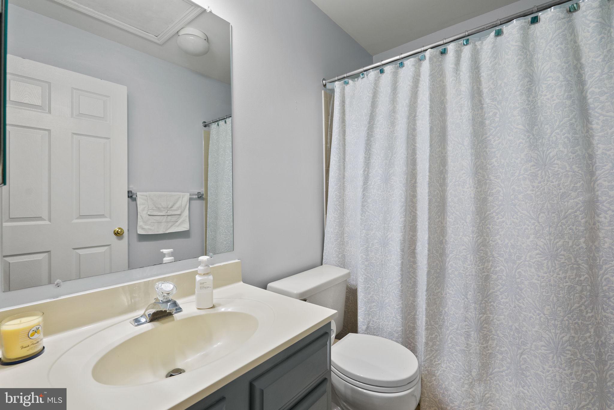 MANCHESTER LAKES - Residential