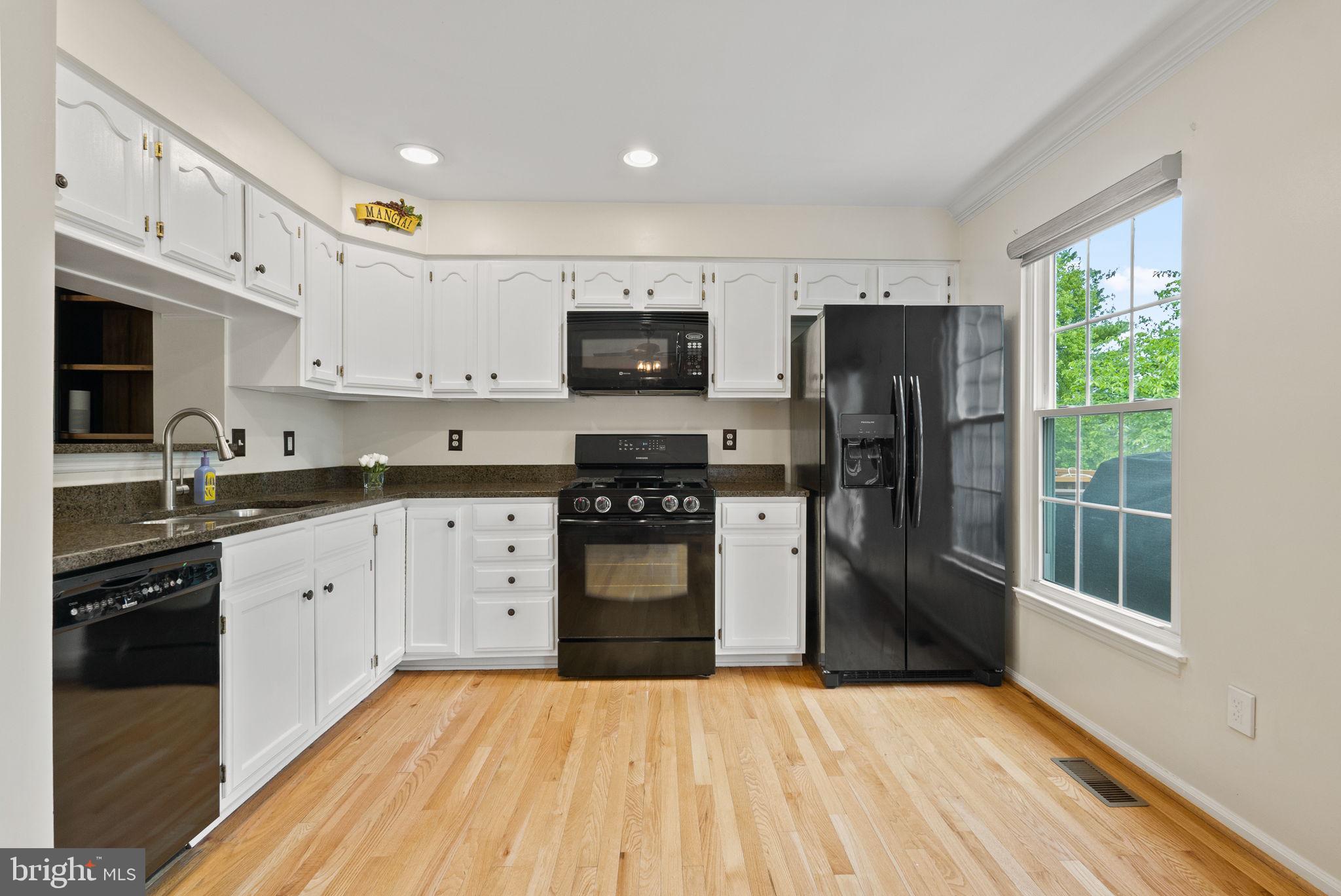 MANCHESTER LAKES - Residential