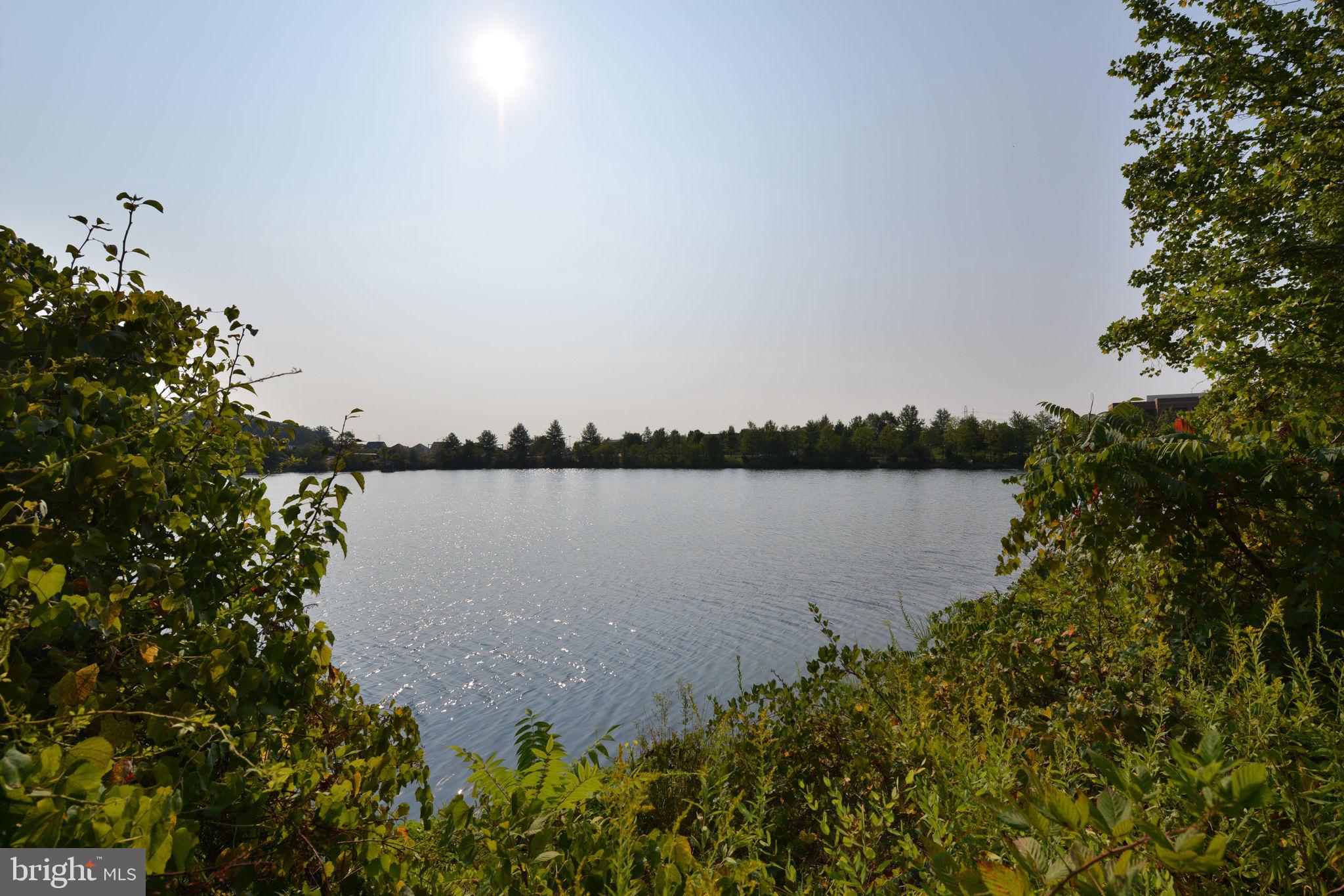 MANCHESTER LAKES - Residential