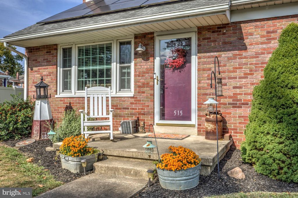 Photo of 515 Spruce Street, Denver, PA 17517 (MLS # PALA2057060)