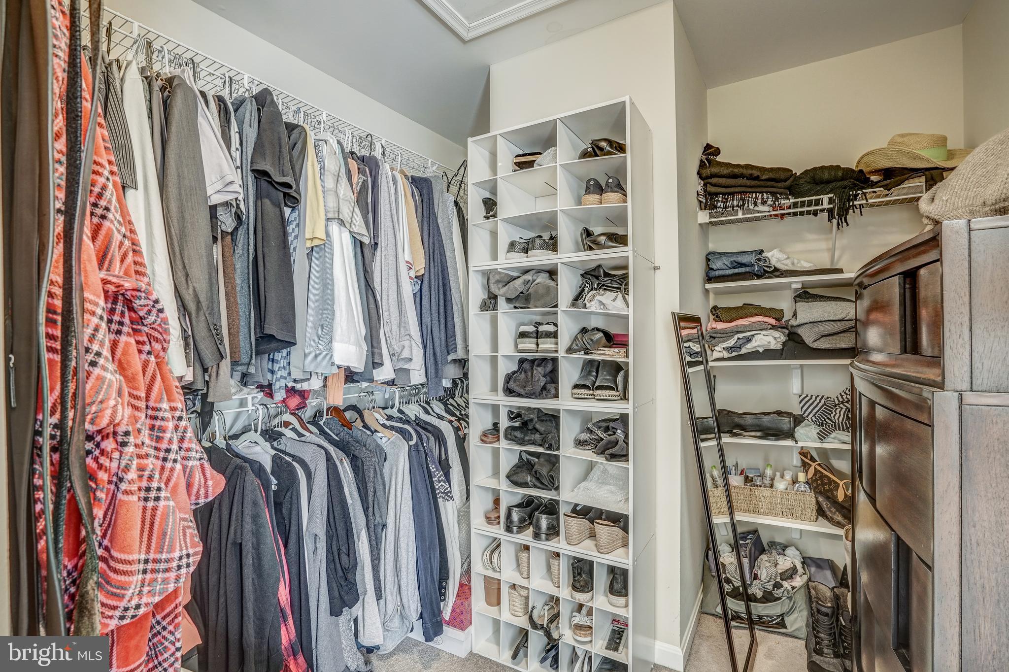 COLONNADE AT DULLES - Residential