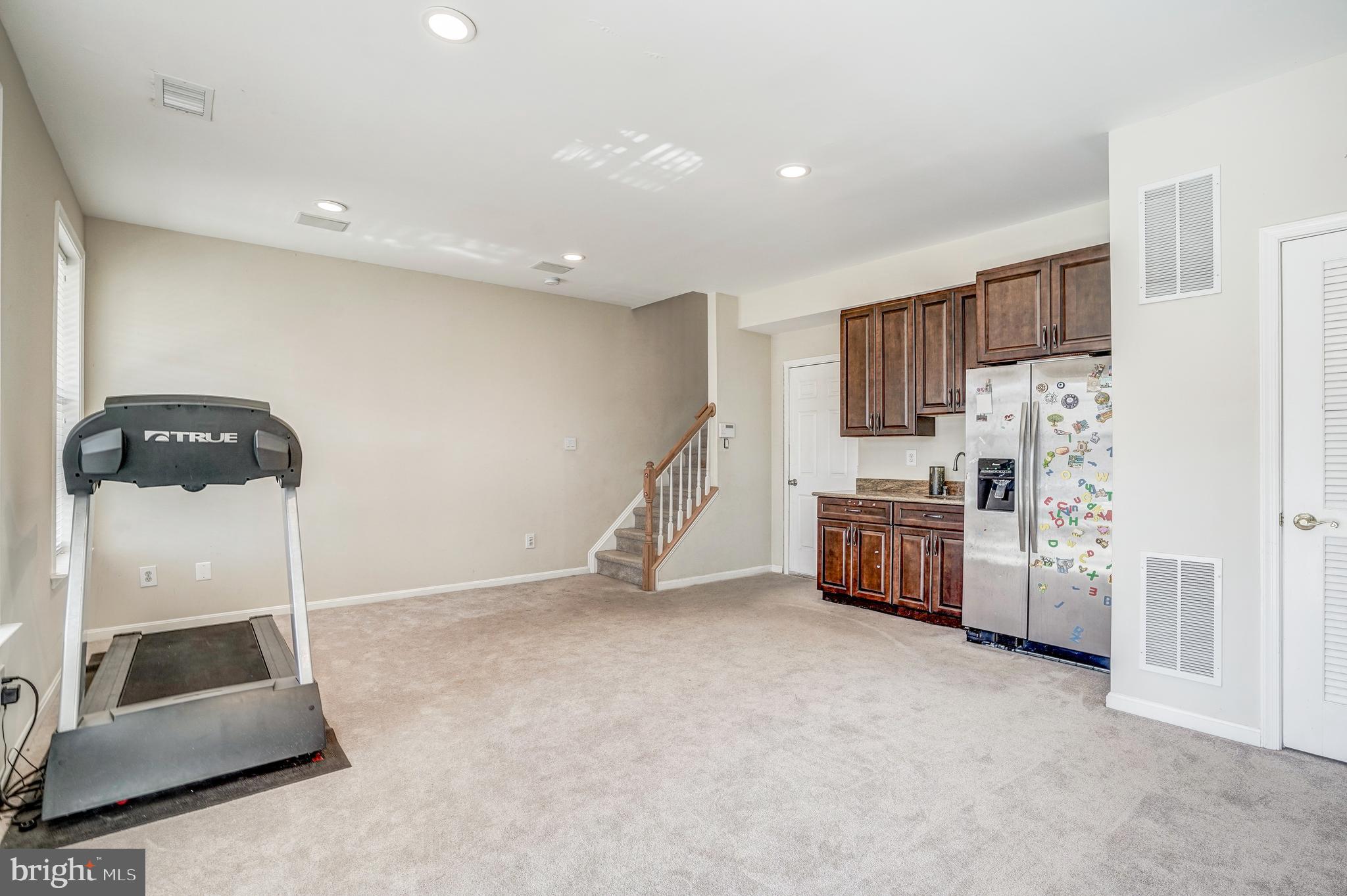 COLONNADE AT DULLES - Residential