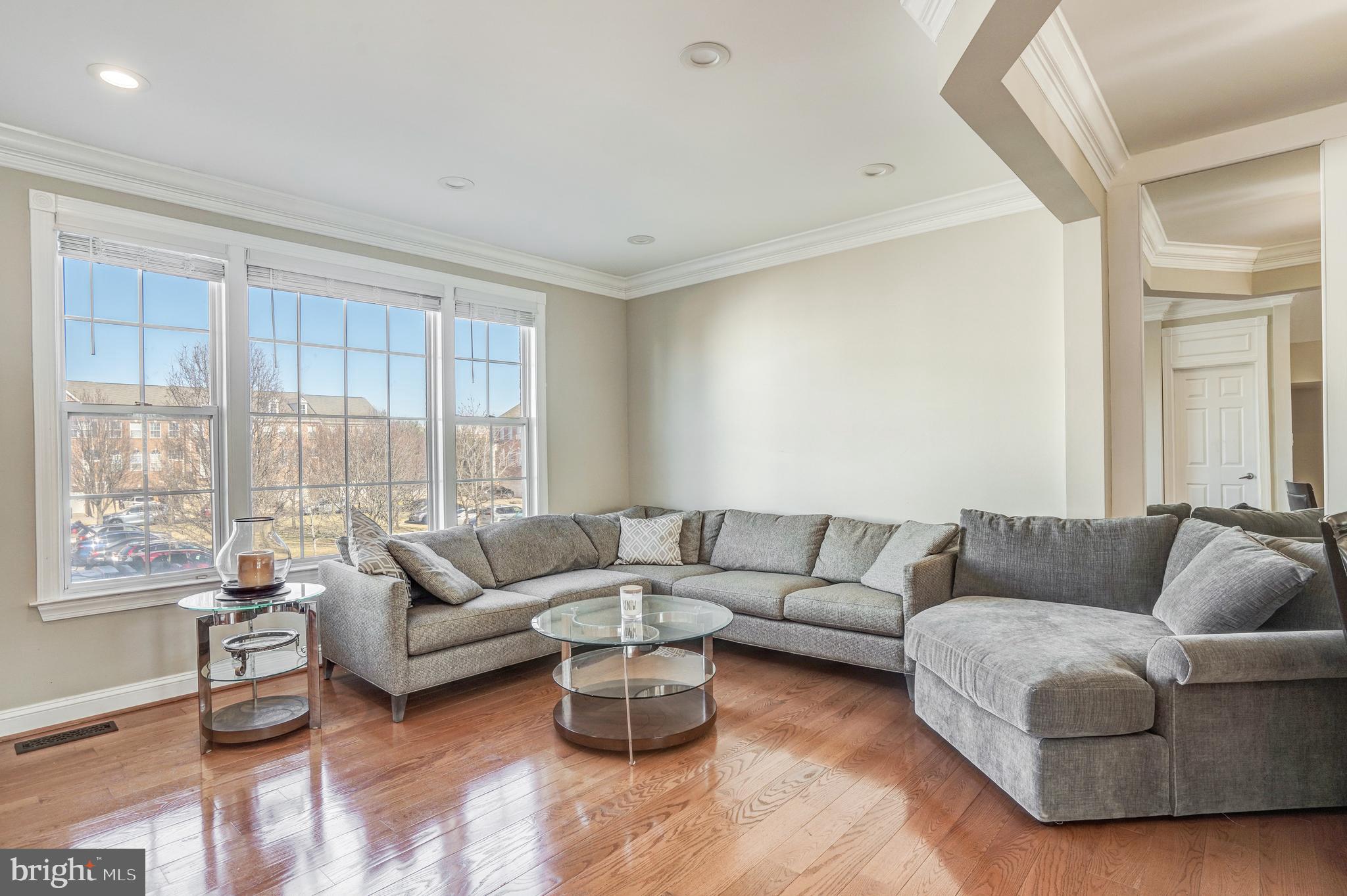 COLONNADE AT DULLES - Residential