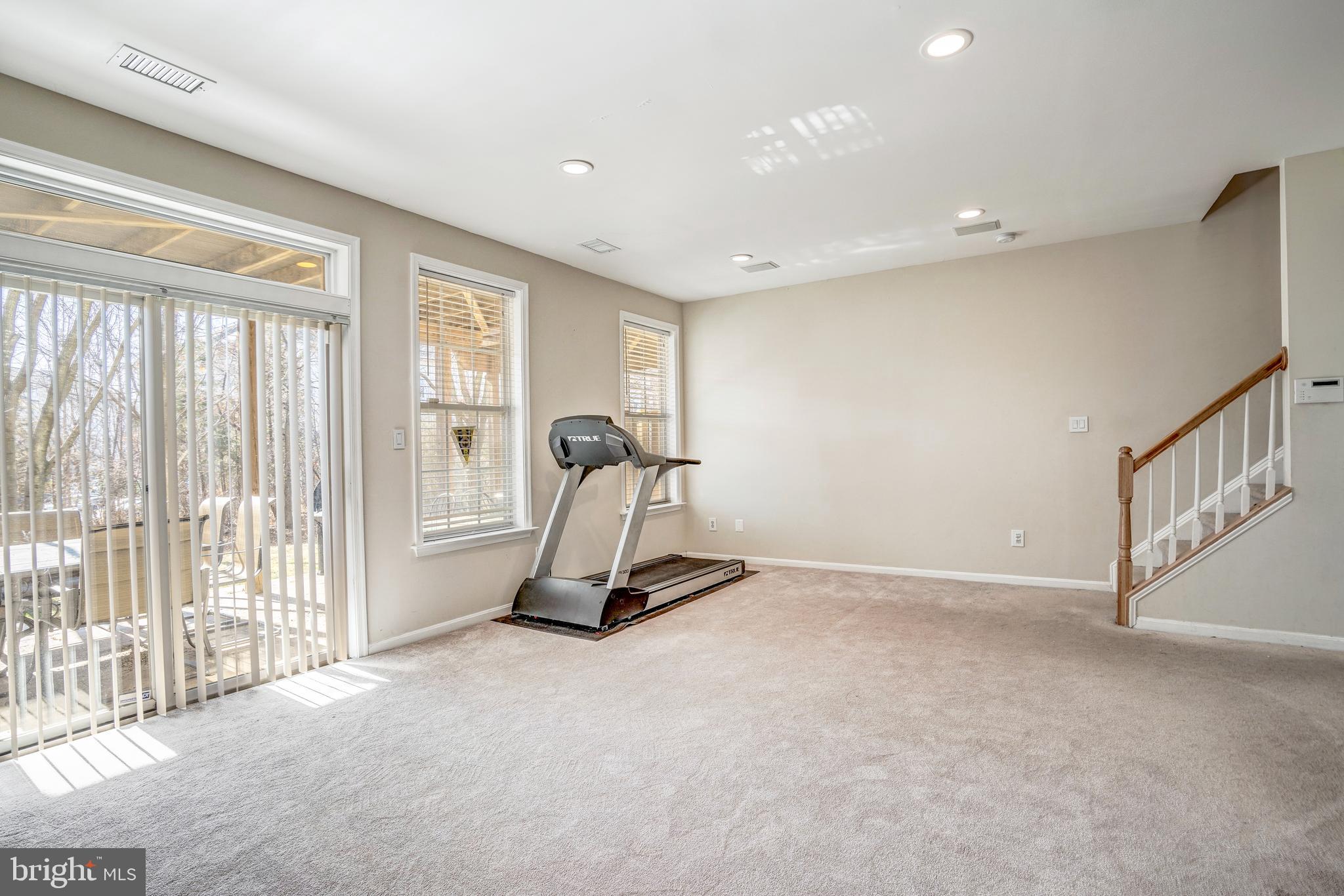 COLONNADE AT DULLES - Residential