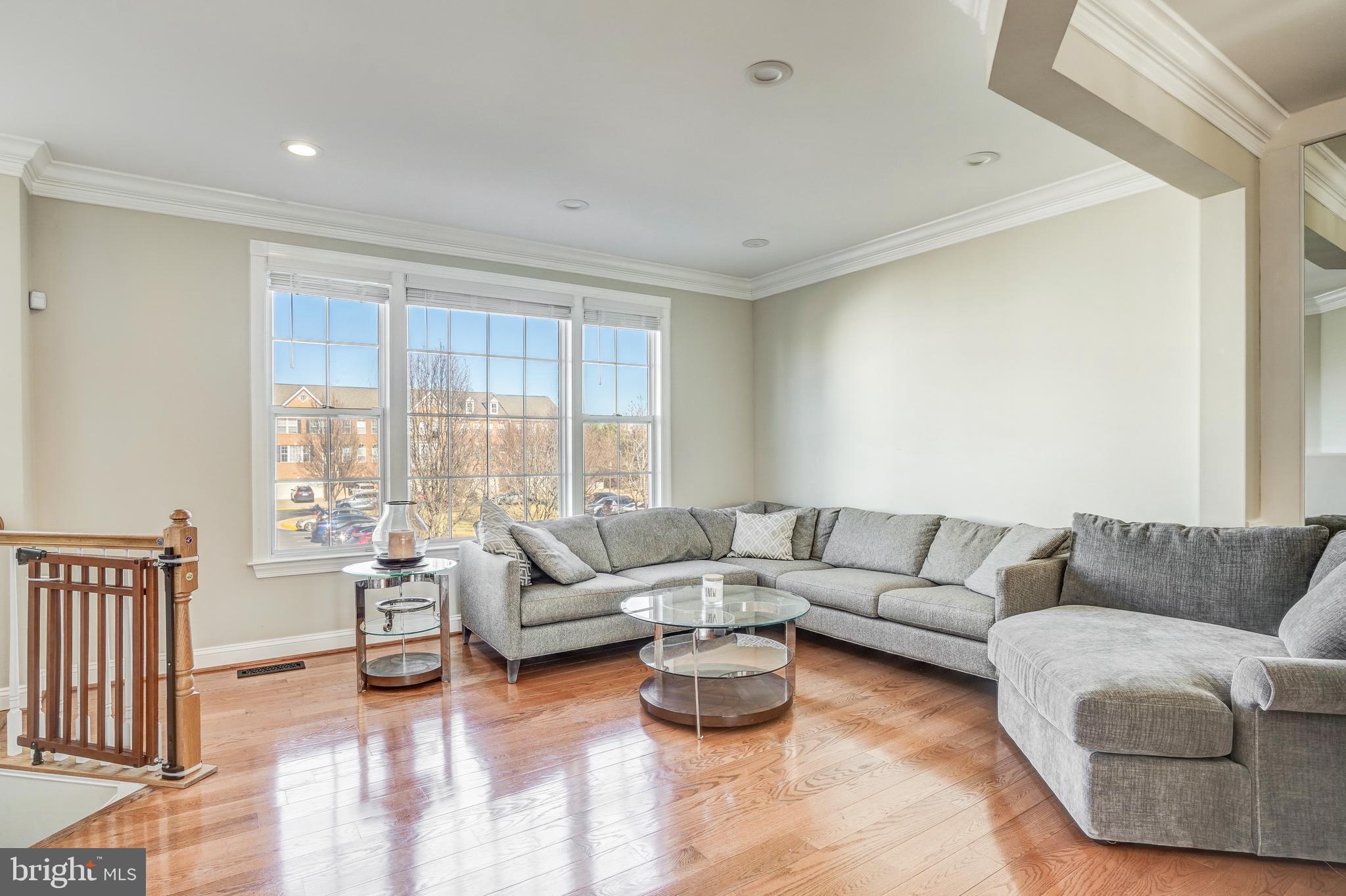 COLONNADE AT DULLES - Residential