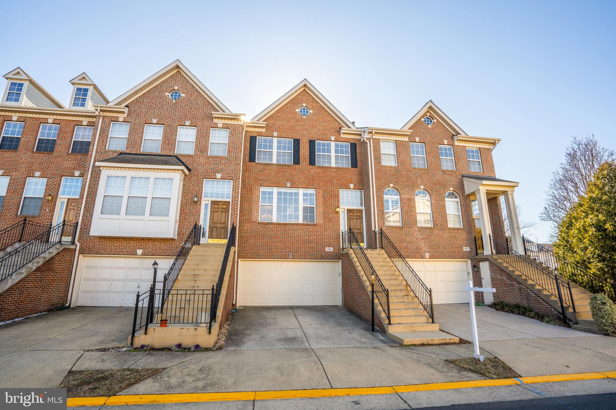 COLONNADE AT DULLES - Residential