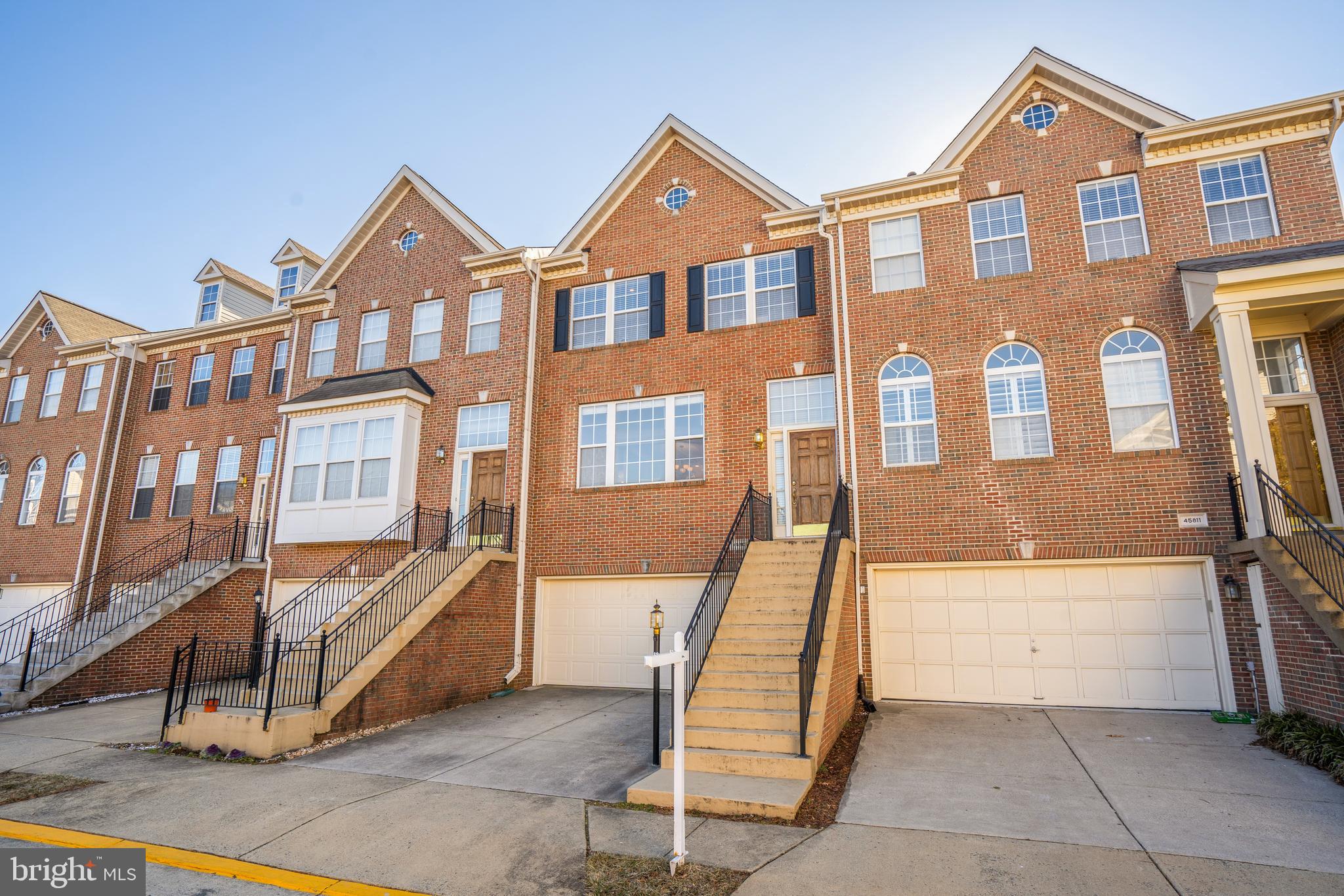 COLONNADE AT DULLES - Residential