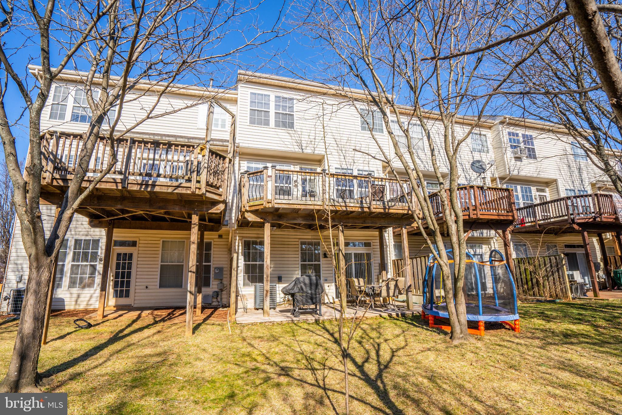 COLONNADE AT DULLES - Residential