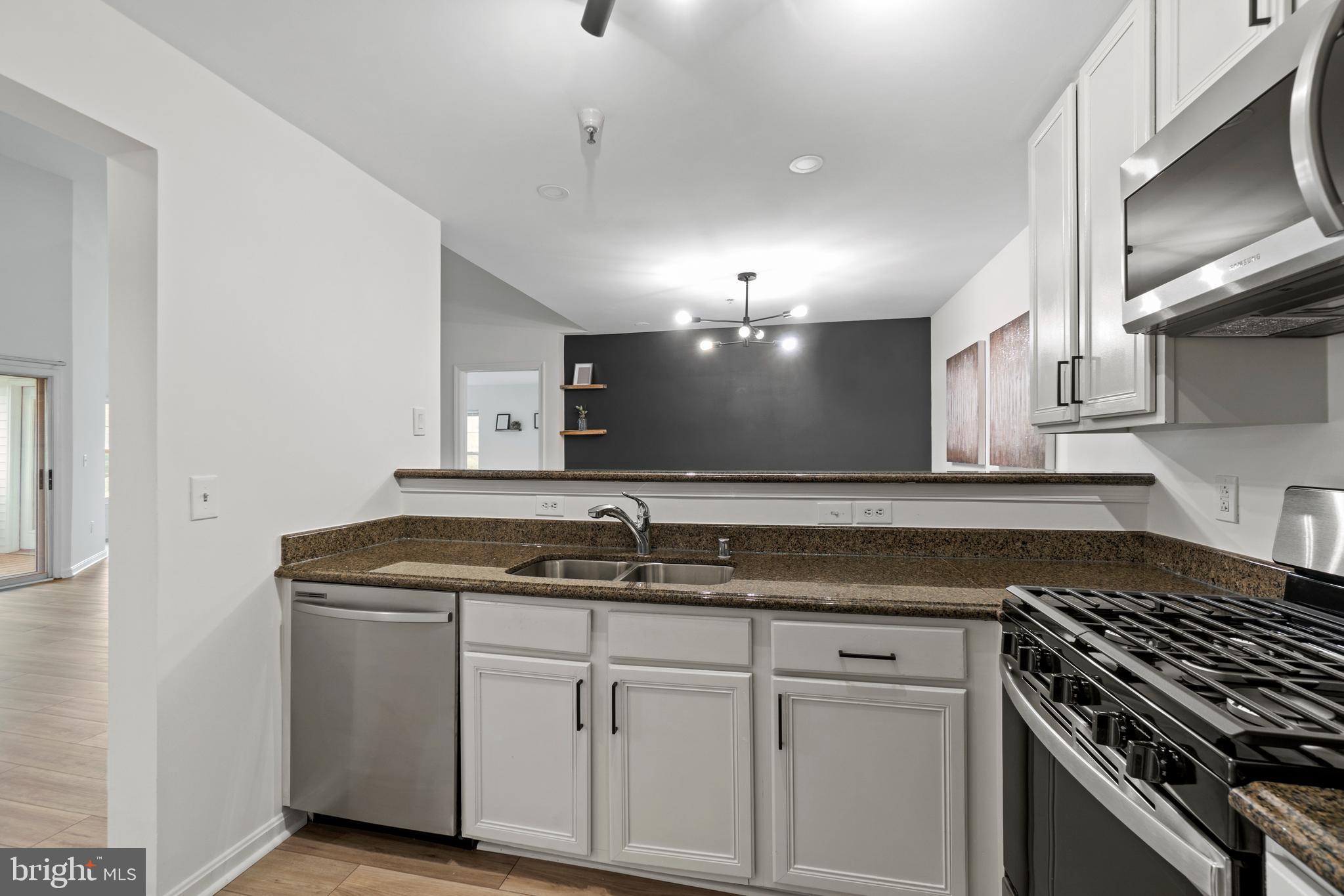 GREENBELT LAKE VILLAGE - Residential