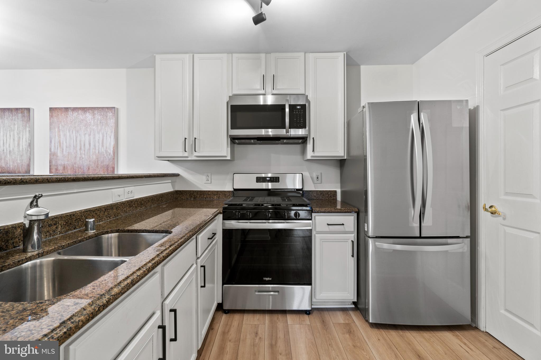 GREENBELT LAKE VILLAGE - Residential