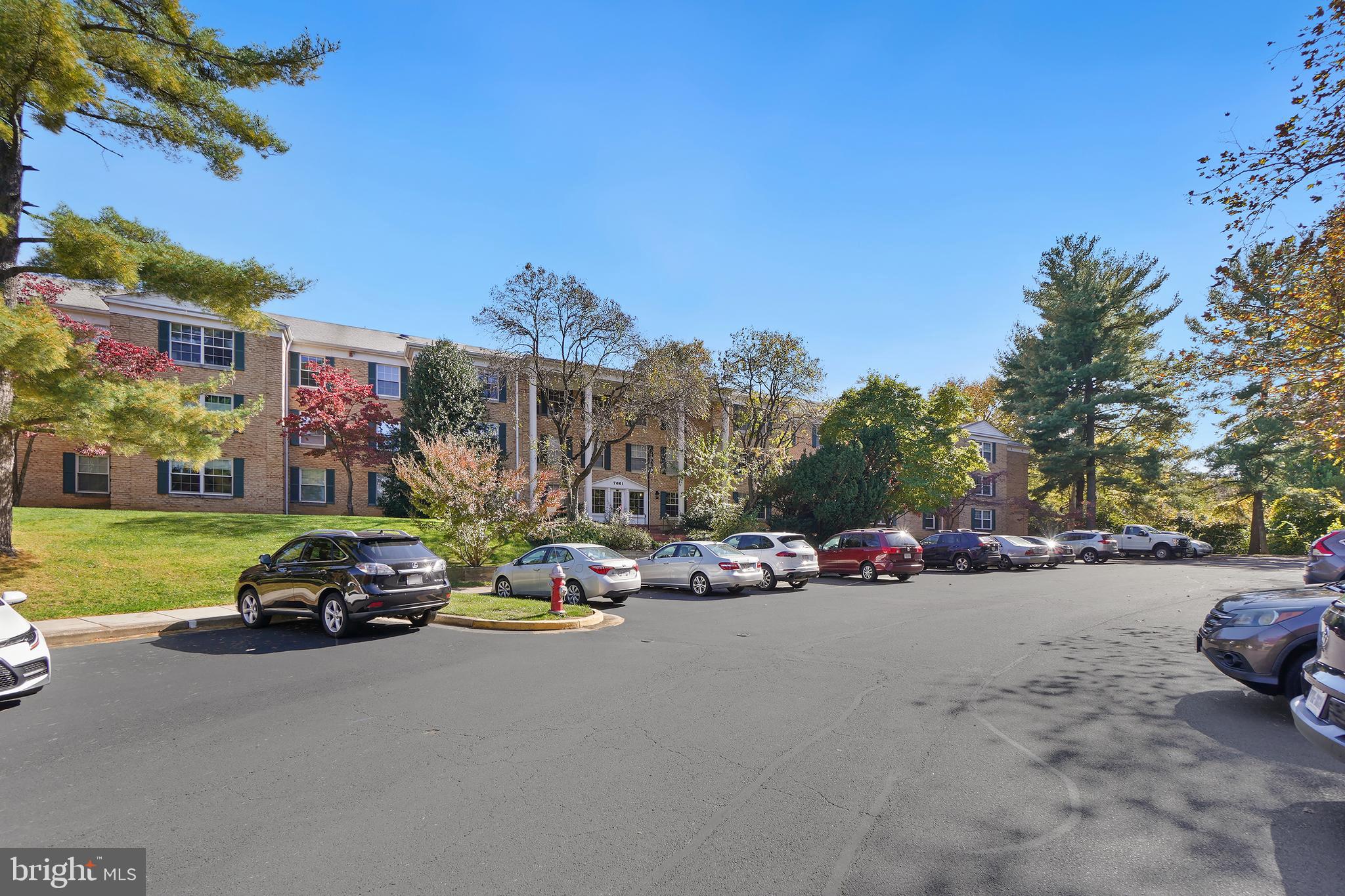 THE COLONIES - Residential